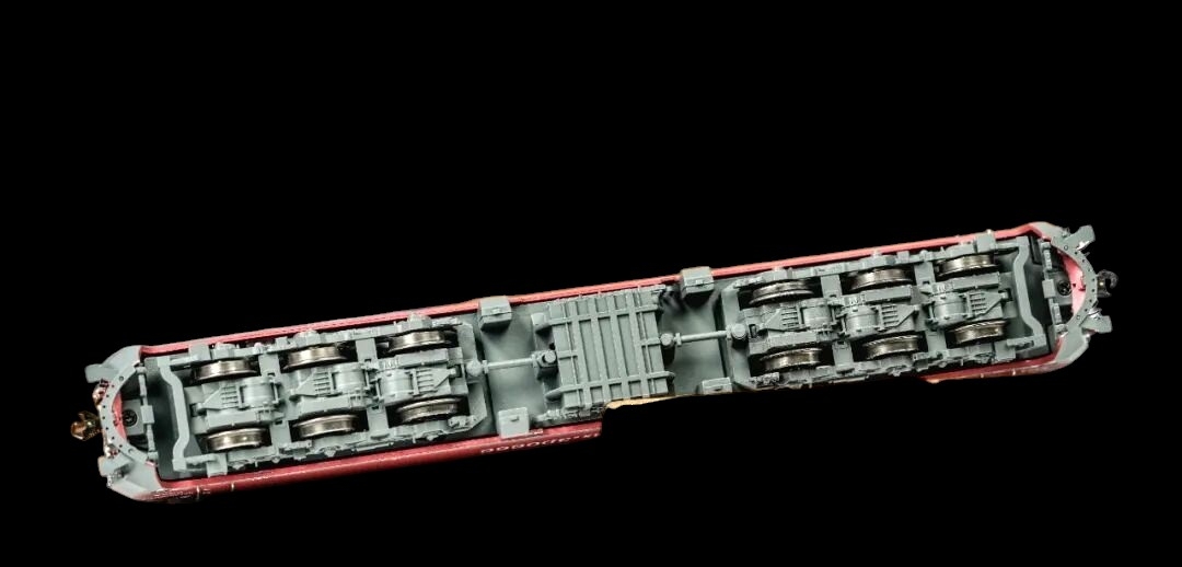 中國和諧電3D紅皮鐵骨型電力機車 N比例長鳴出品