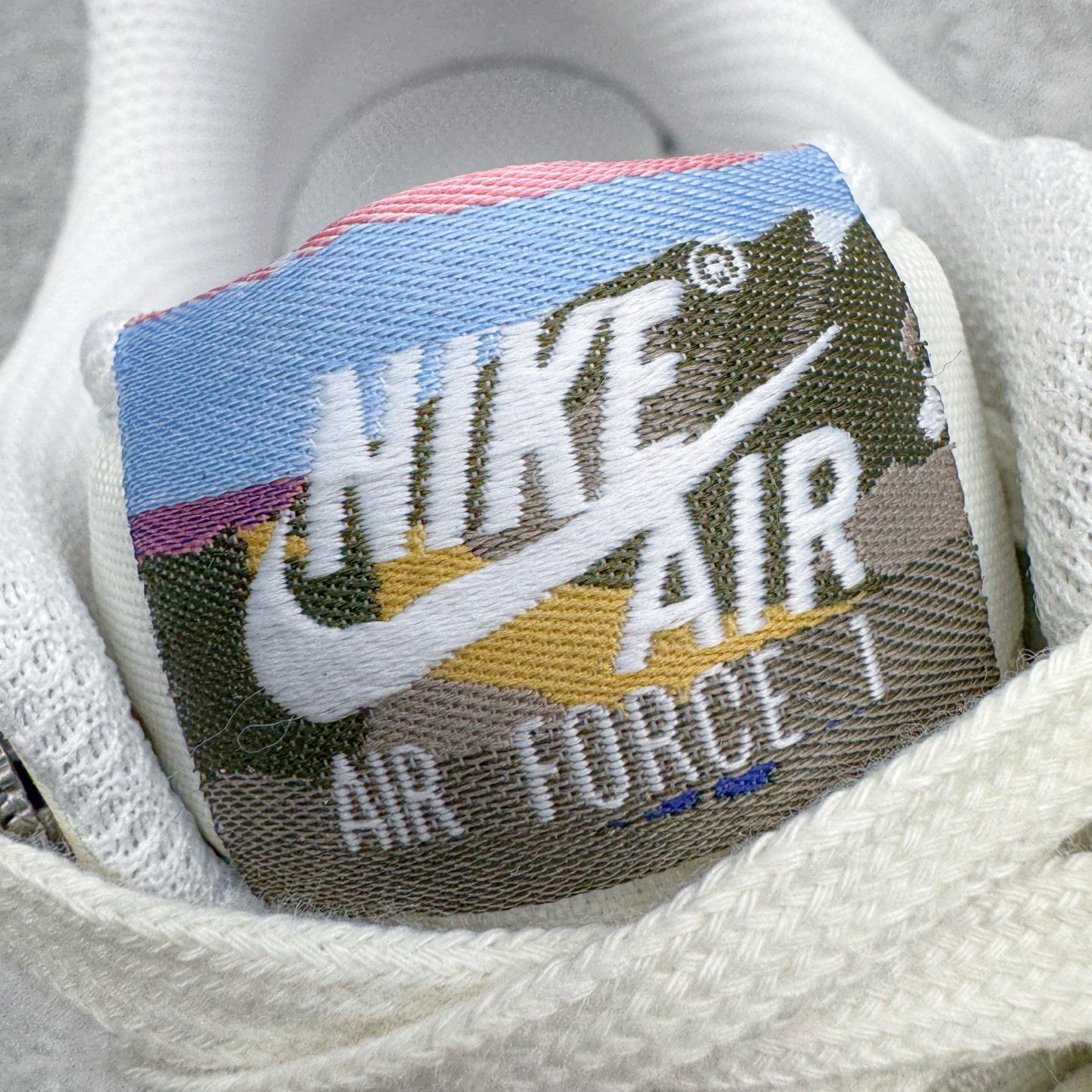 Nike Air Force 1 Low IQ1119-011