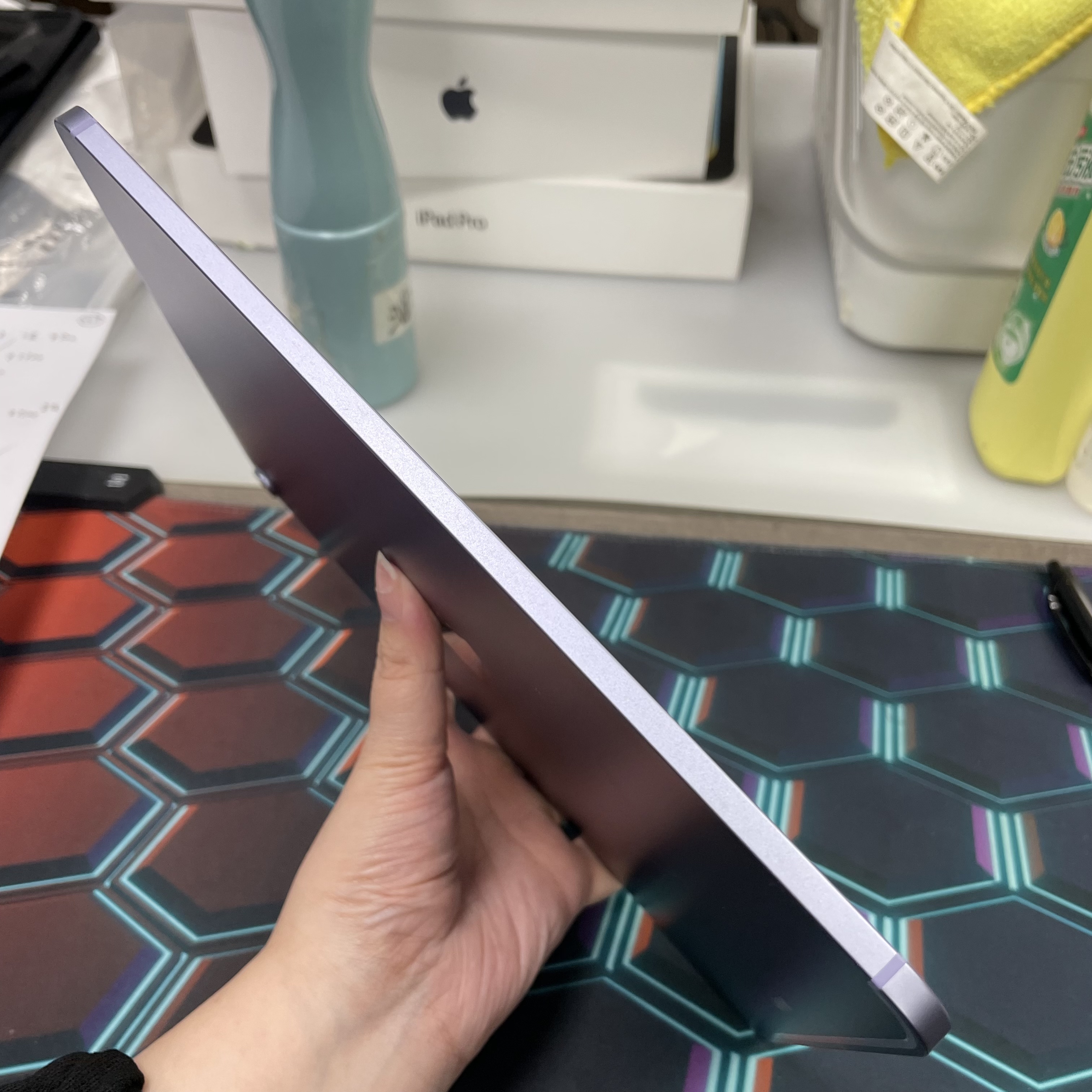 *775188 iPad Air 5 勁靚機 256GB 插卡版 紫色 purple