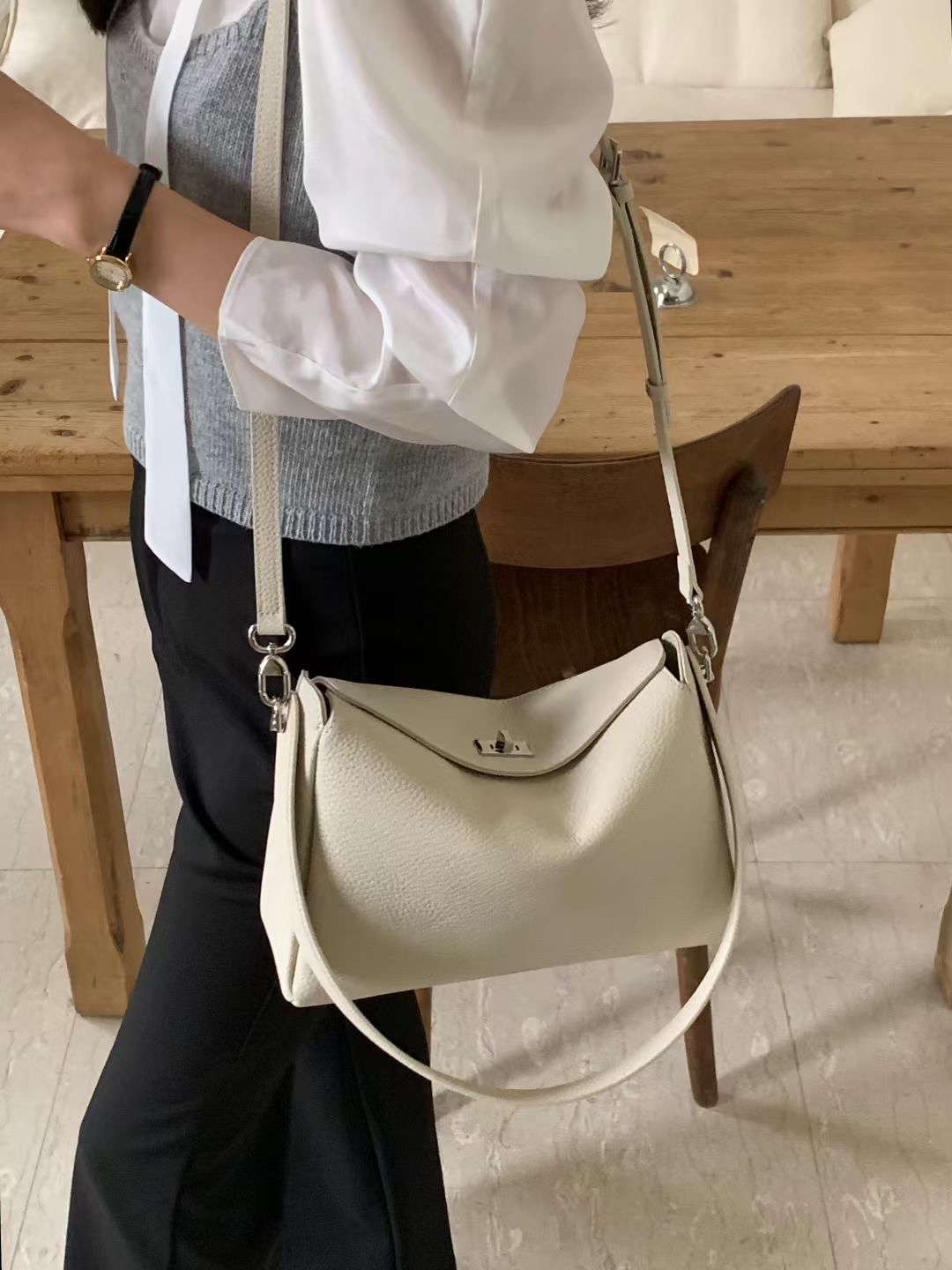 DM02_05 Kelly扣飯盒包 (4色)