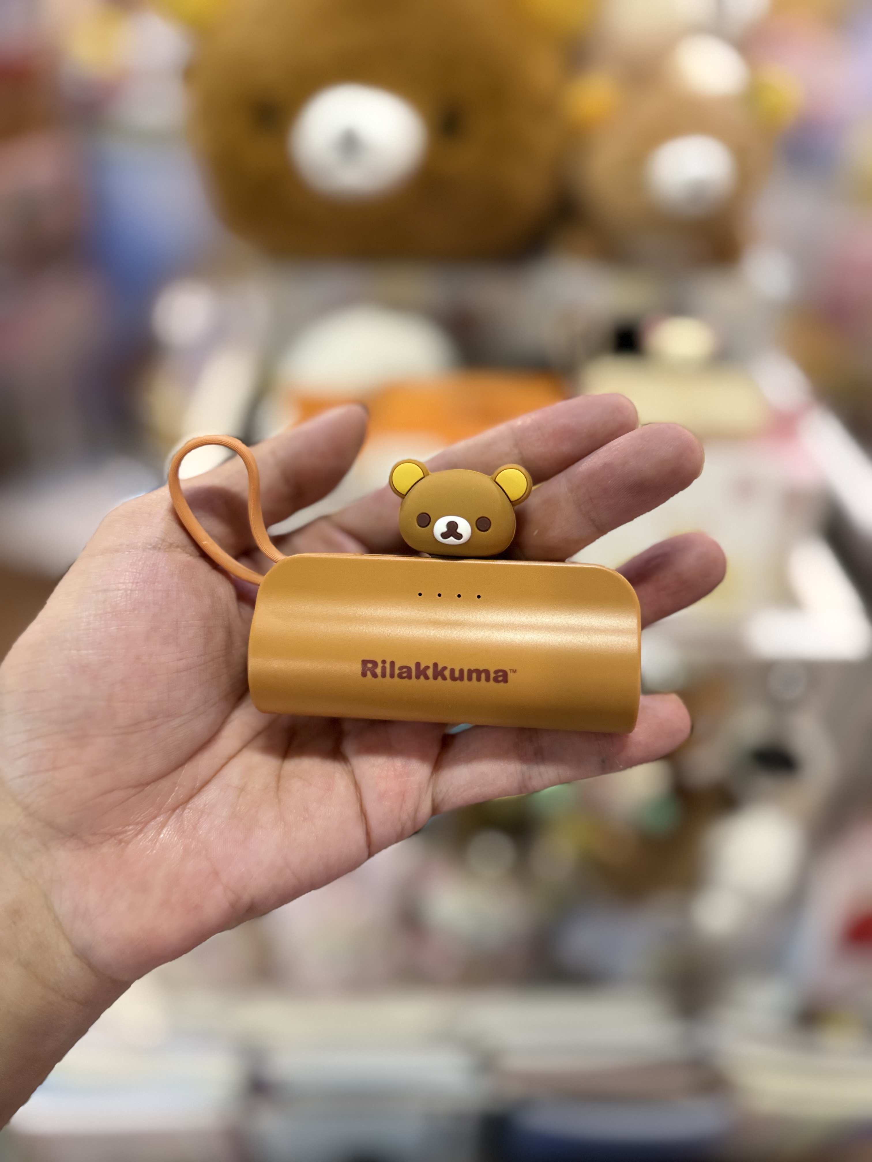⭕️留意！只能只能順豐香港及澳門！！ 《現貨》全新Rilakkuma韓國限定 外置充電器。5000mAh。快充 附Type-C 及Lightning兩款插頭