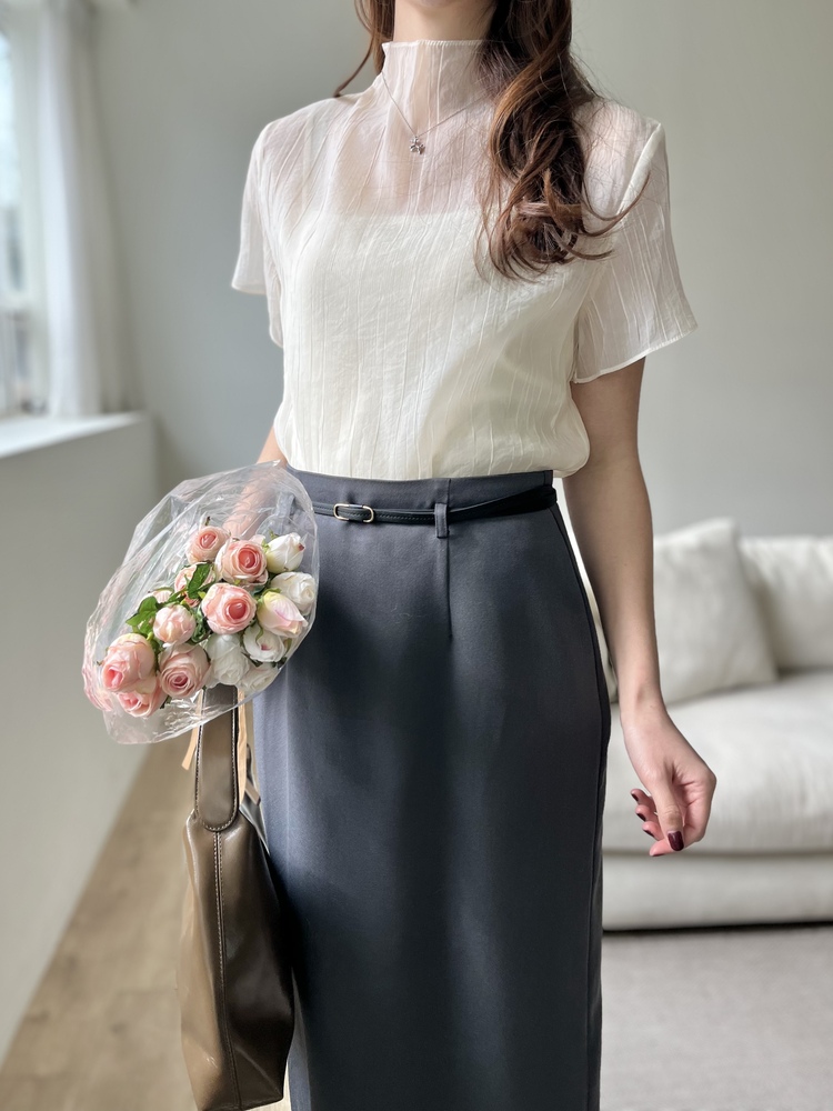 Airy Sheer Crinkle Top (Ivory)