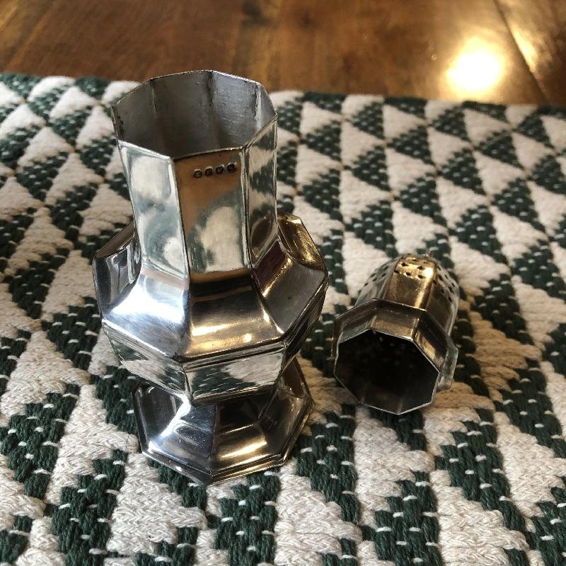 Vintage Modernist Silver Plated Salt/Pepper Shaker(MT824)