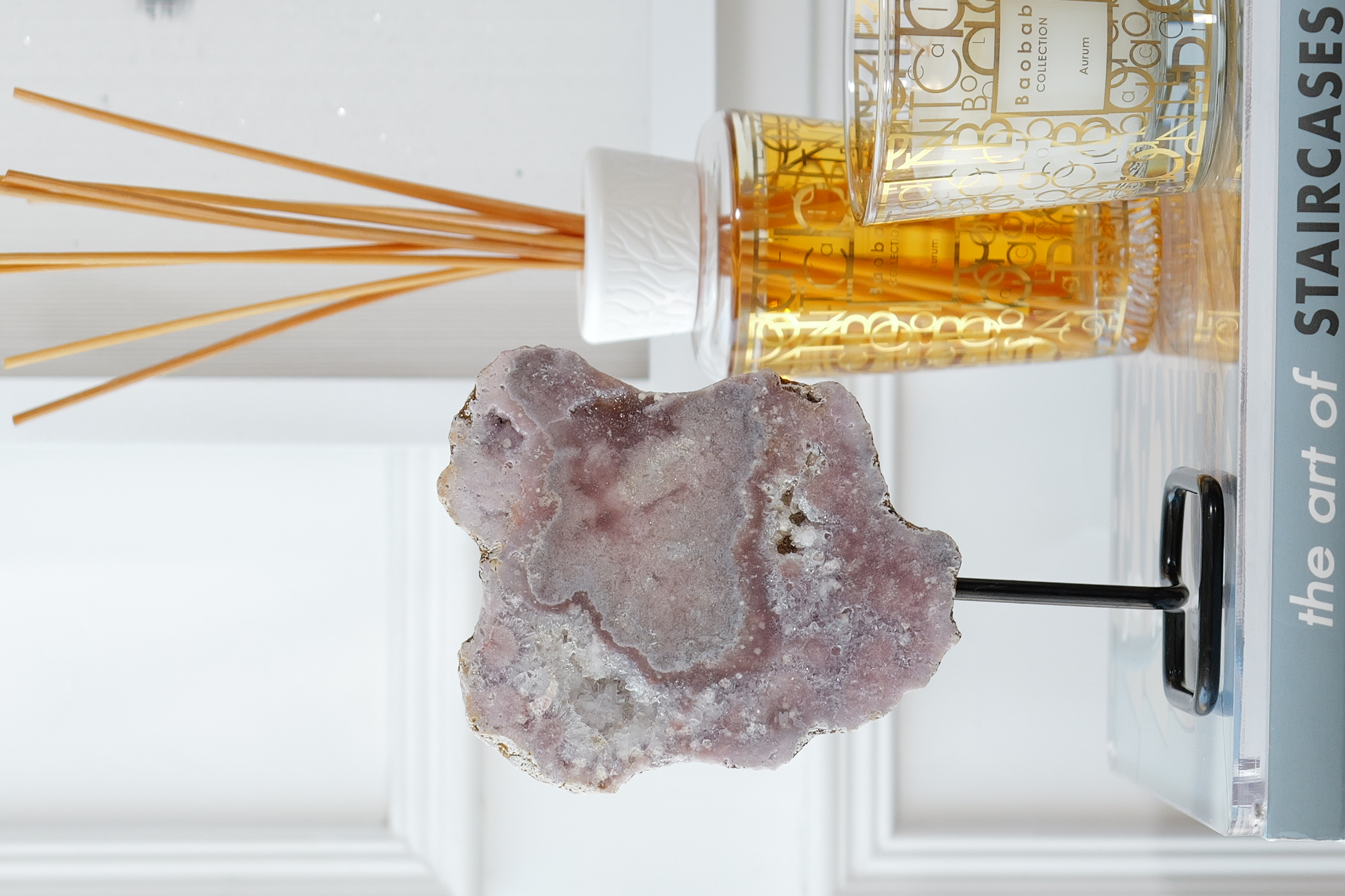 ༒19.8cm粉紅紫水晶 晶牙原石 連托架擺件༒PA.7008C2AGAA8-RA22*9em