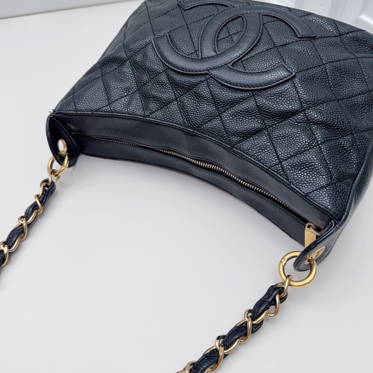 【預訂貨品】Chanel黑金荔枝皮 hobo