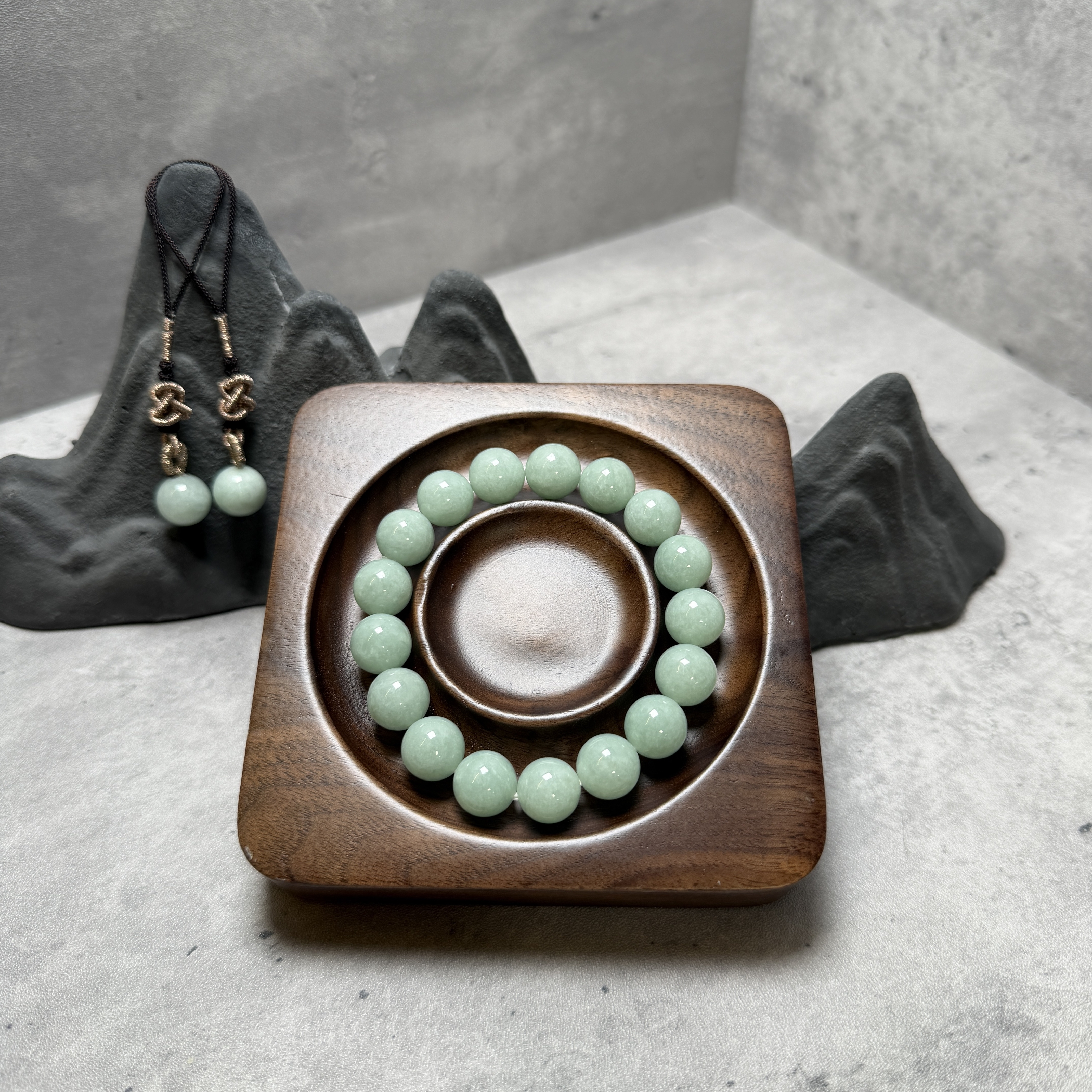 果綠手串11mm （送2顆)