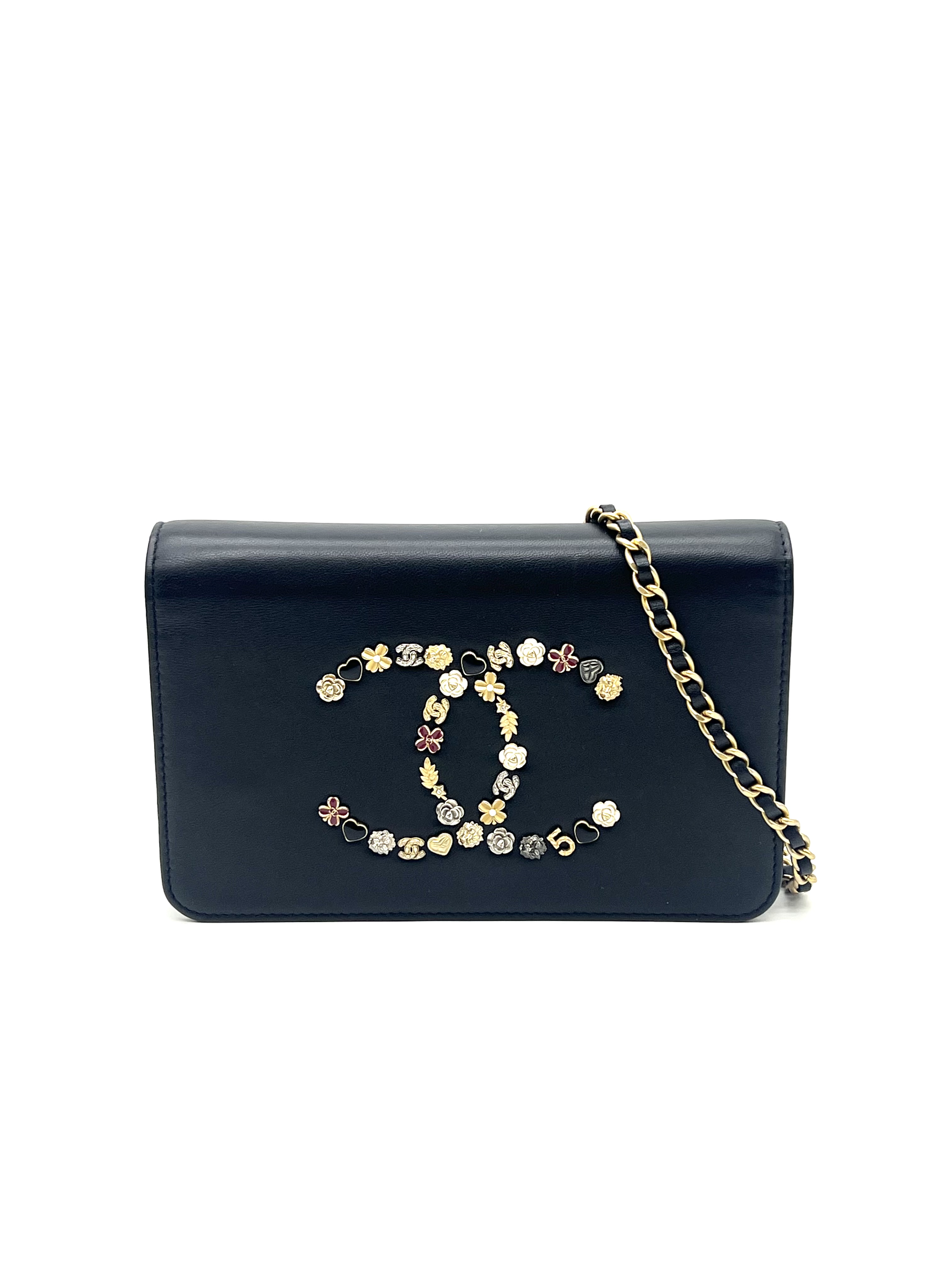 Pre-Owned CHANEL WOC Crossbody Bag / Product Code: 26041615