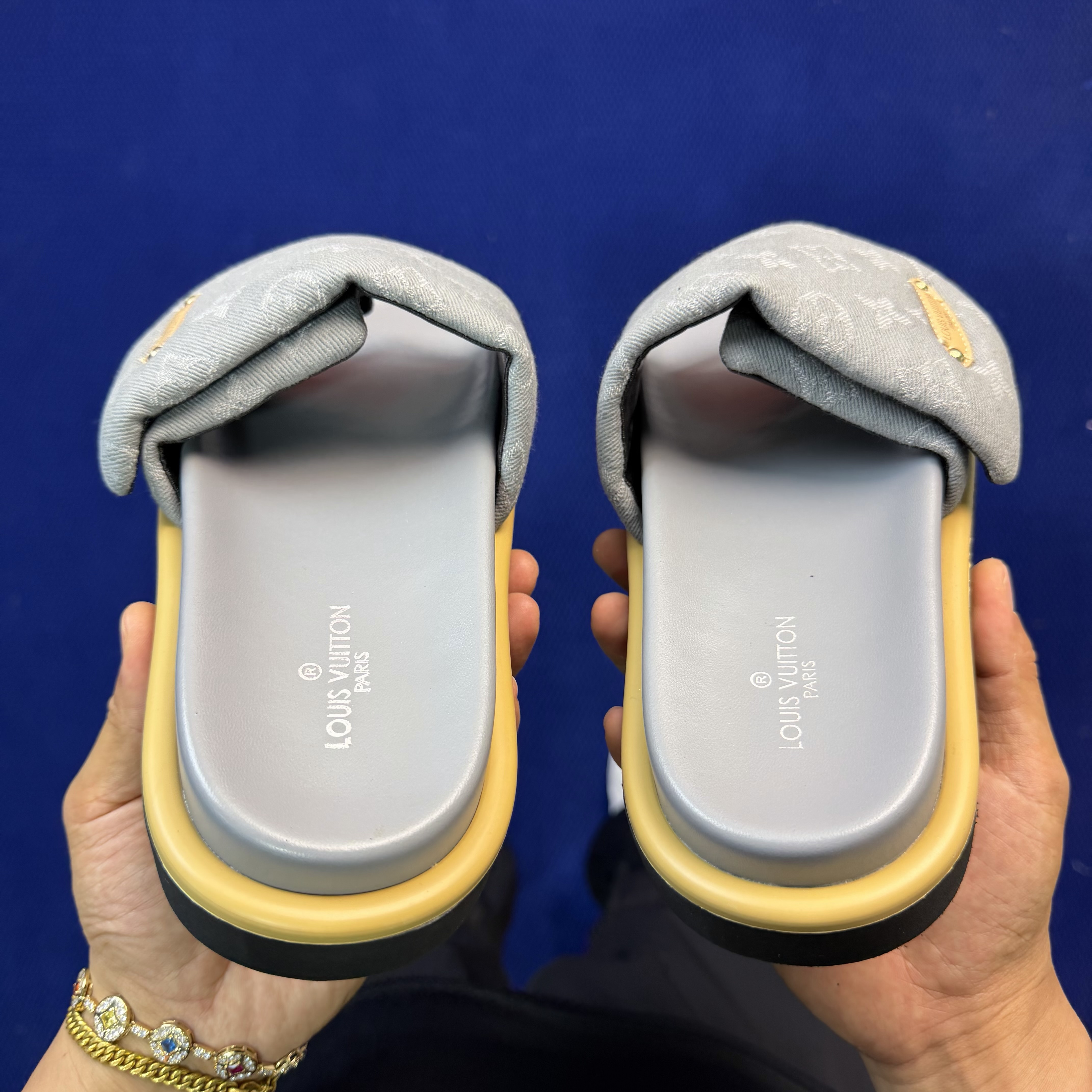 Louis Vuitton LV Pool Pillow Comfort Mule