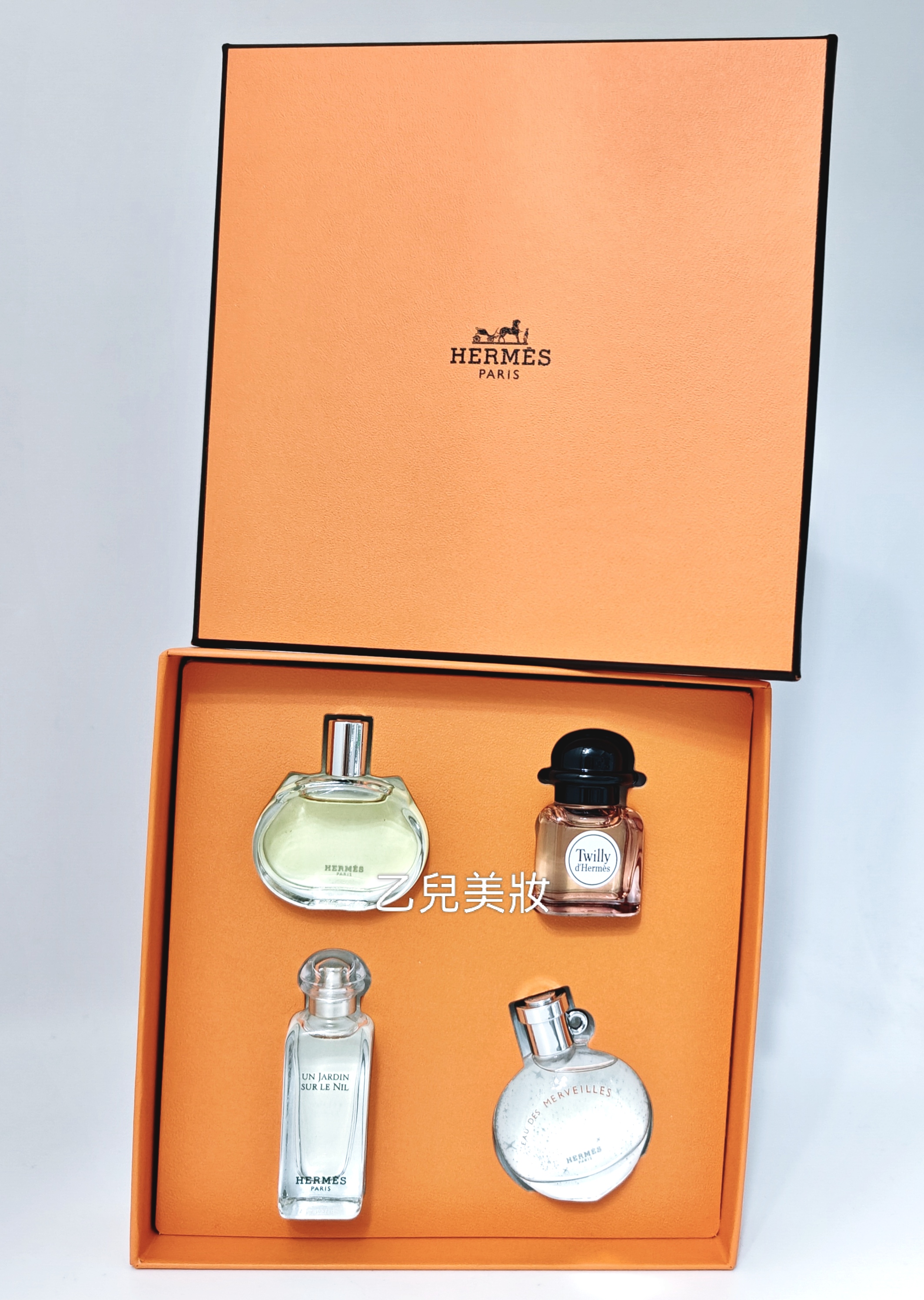 Hermes 香水禮盒 7.5ml x4 支Hermes Perfume Gift 旅行裝禮盒   
