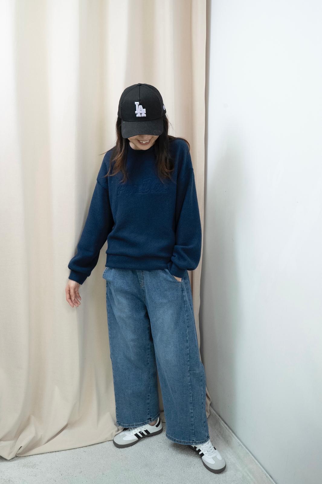 可機洗免燙軟糯文字上衣（深藍色）