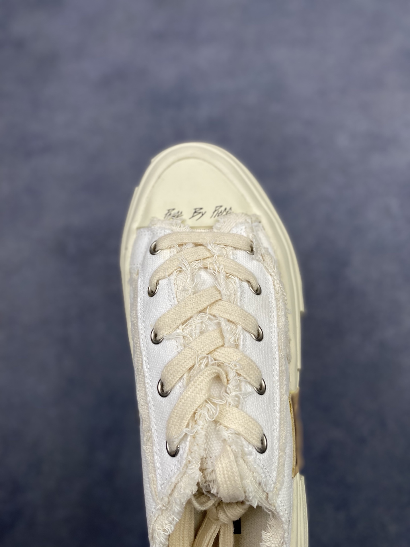 xVESSEL G.O.P. Slip on