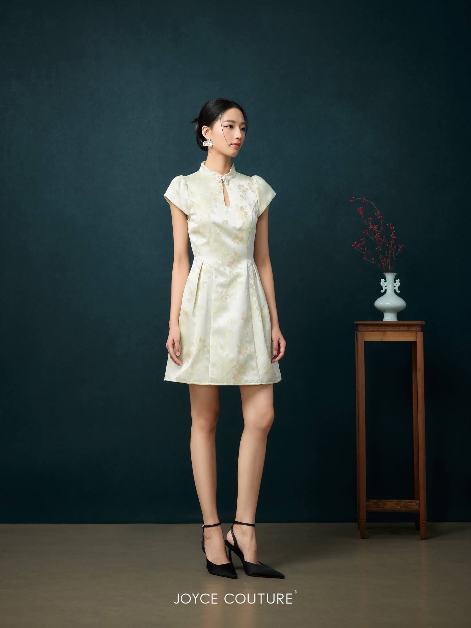 露背自带胸垫旗袍连身裙 D0364