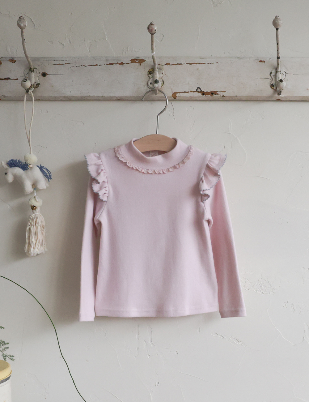 FLO | frill tee
