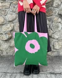 Marimekko Tote Bag  Marimekko Logo 手提袋大花兩個顏色可以選擇 