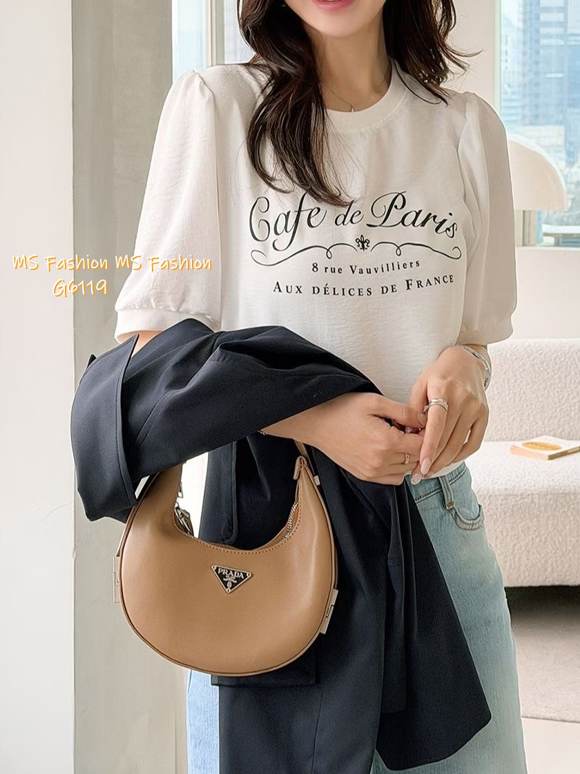 G6119 韓國🇰🇷簡約有款字母top