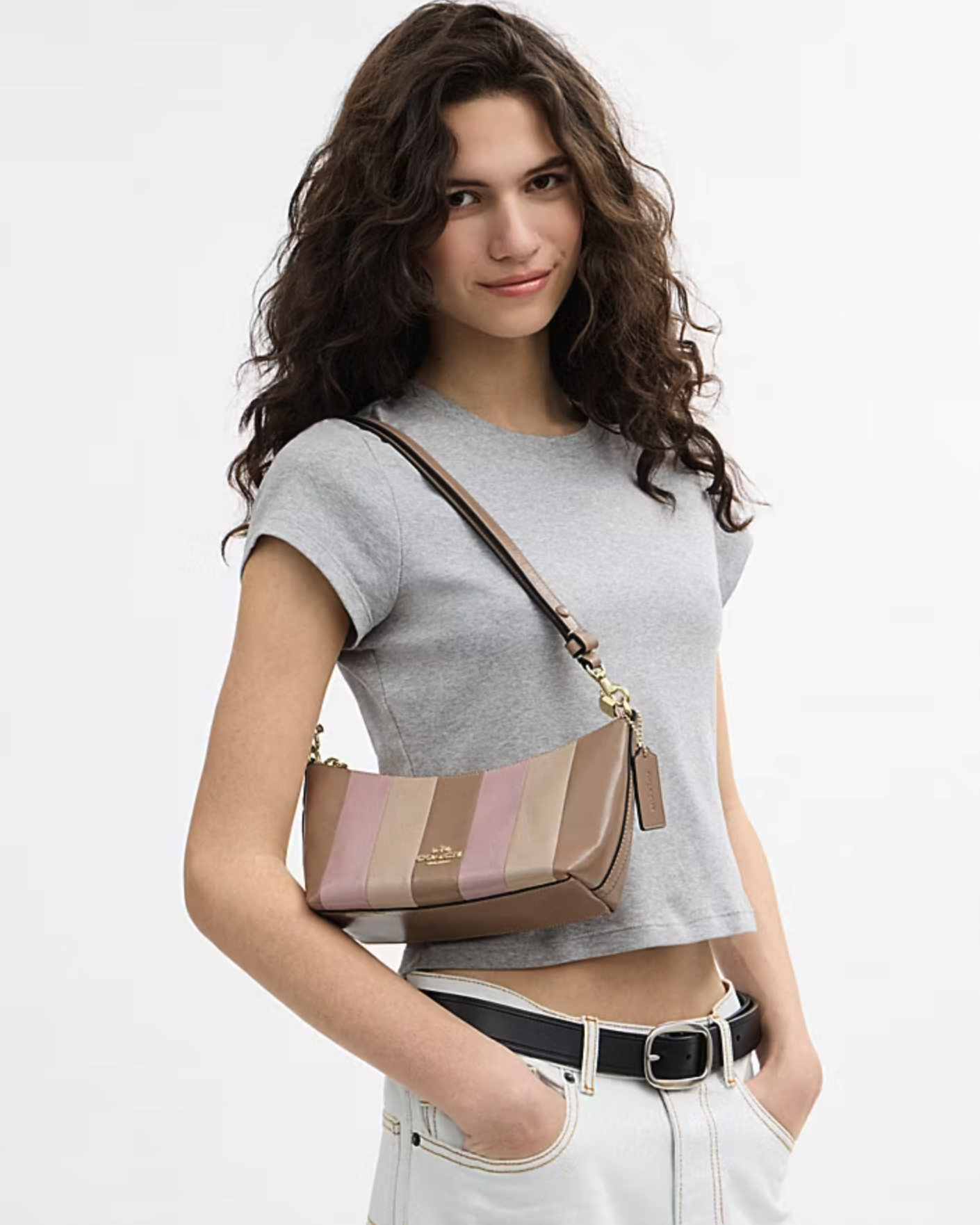 COACH Caitlin shoulder Bag with Quilting 