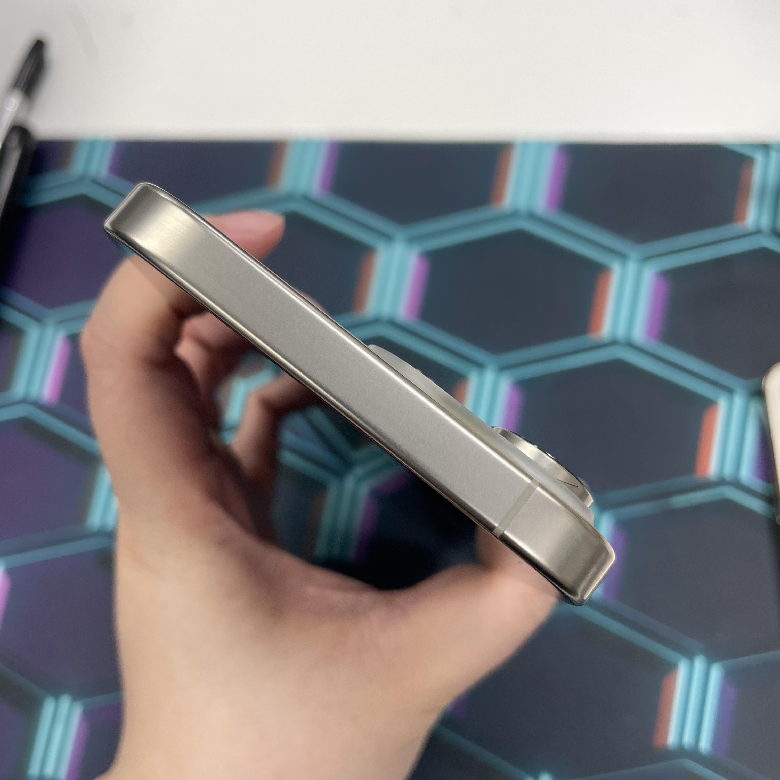 *6410 16 Pro max 完美機 256GB 電93 原色 gray