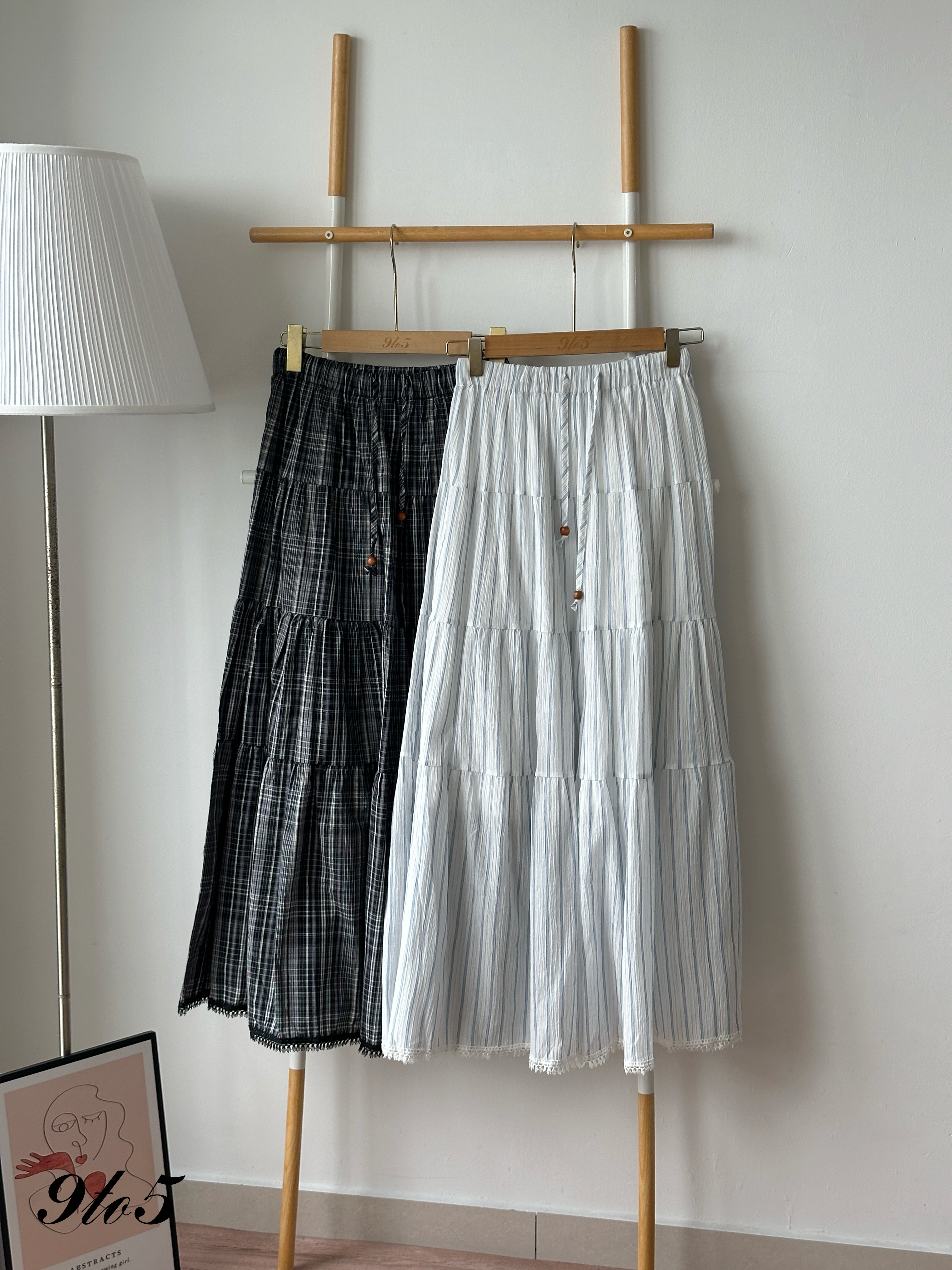 S1974 Long Layered Skirt - Black & White