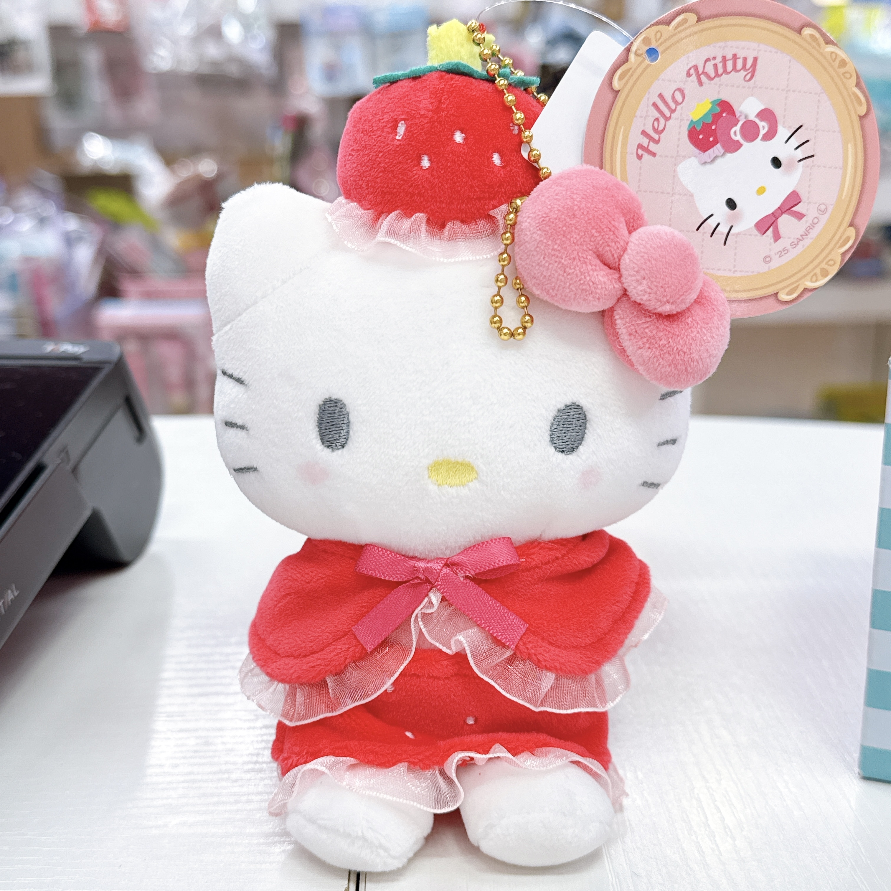 日本限定版Sanrio草莓雜誌50周年公仔掛飾