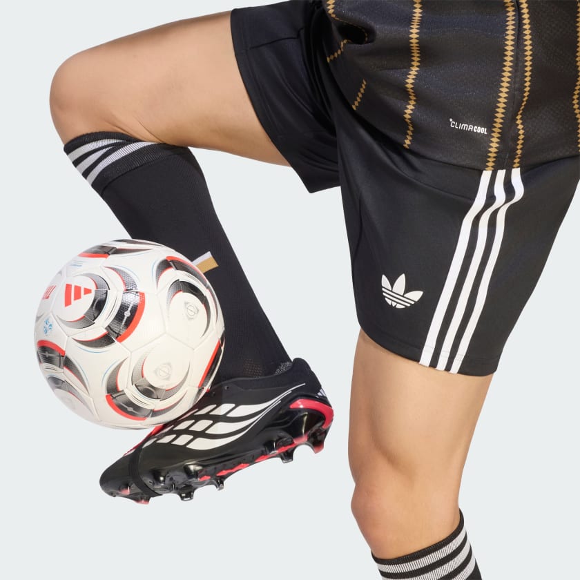 黑金告別！⚫🟥🟨 Adidas Germany 德國 2026 三客球迷版球褲 KS5267