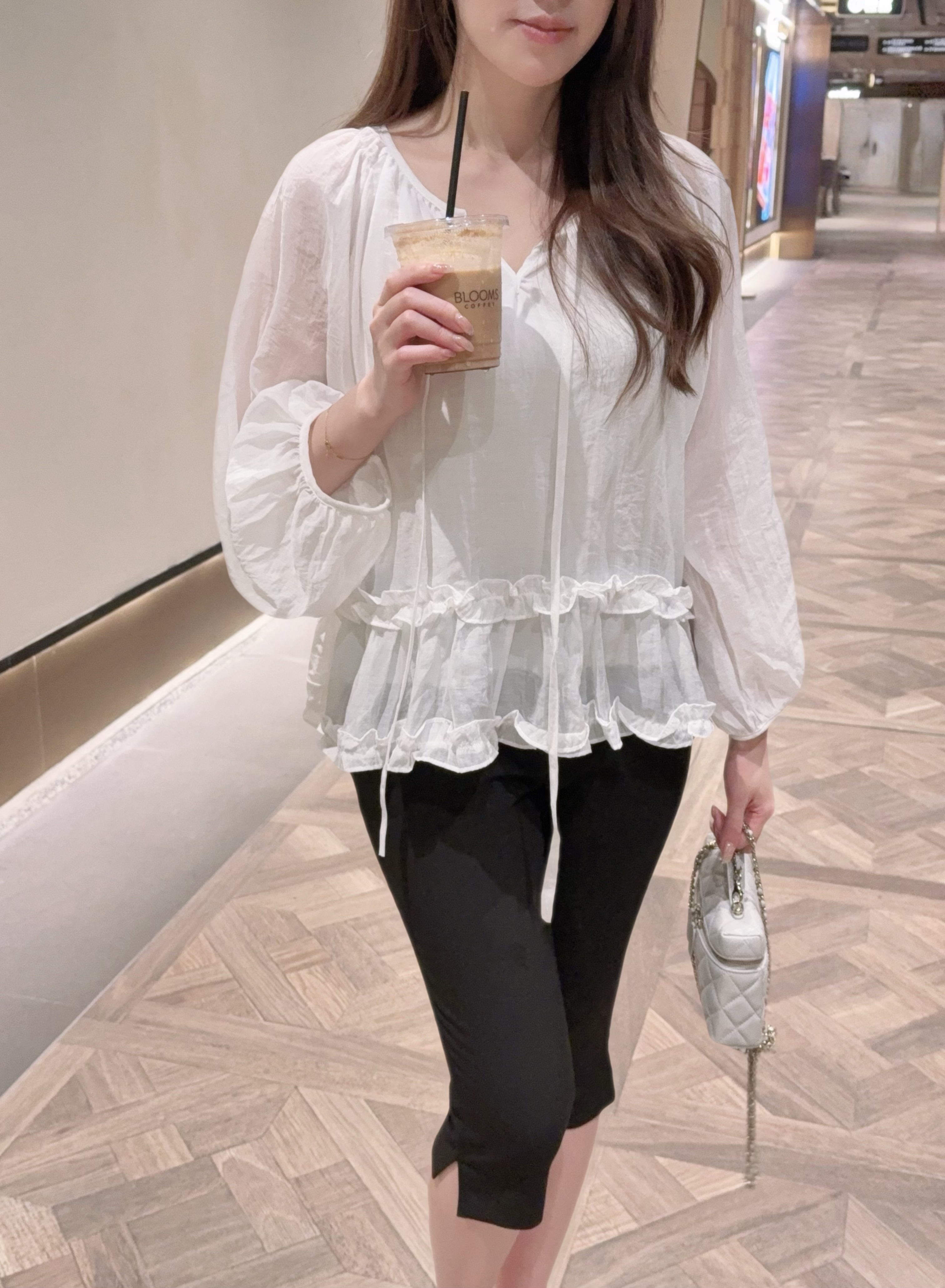 法式氣質- 微透膚Ruffles Blouse