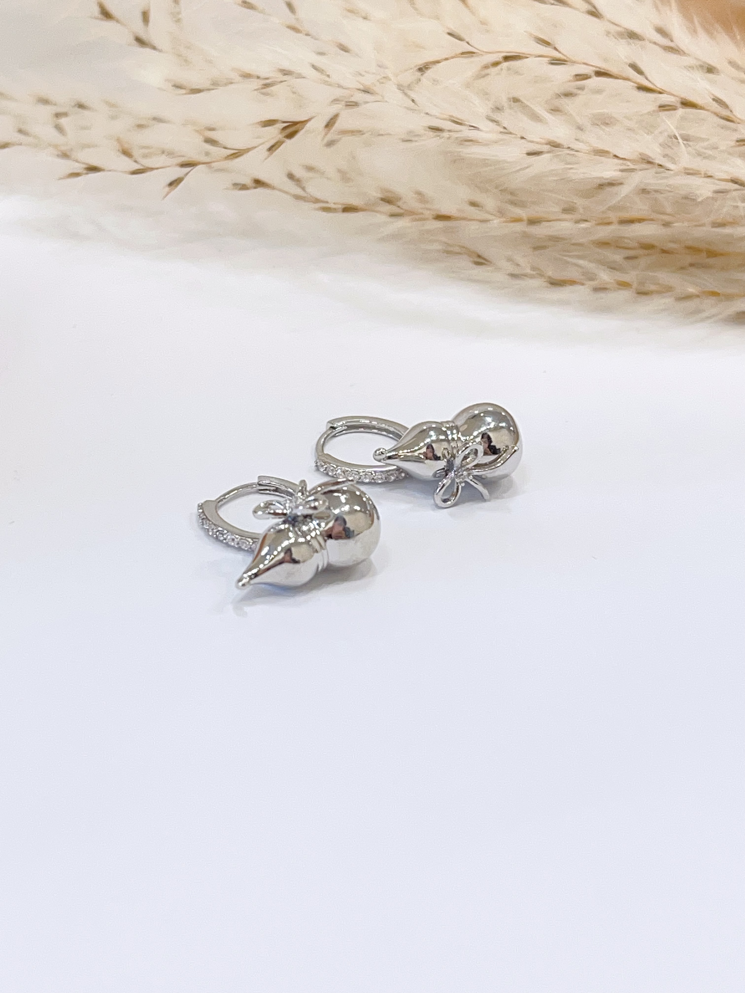 立体质感葫芦吊坠耳扣耳环