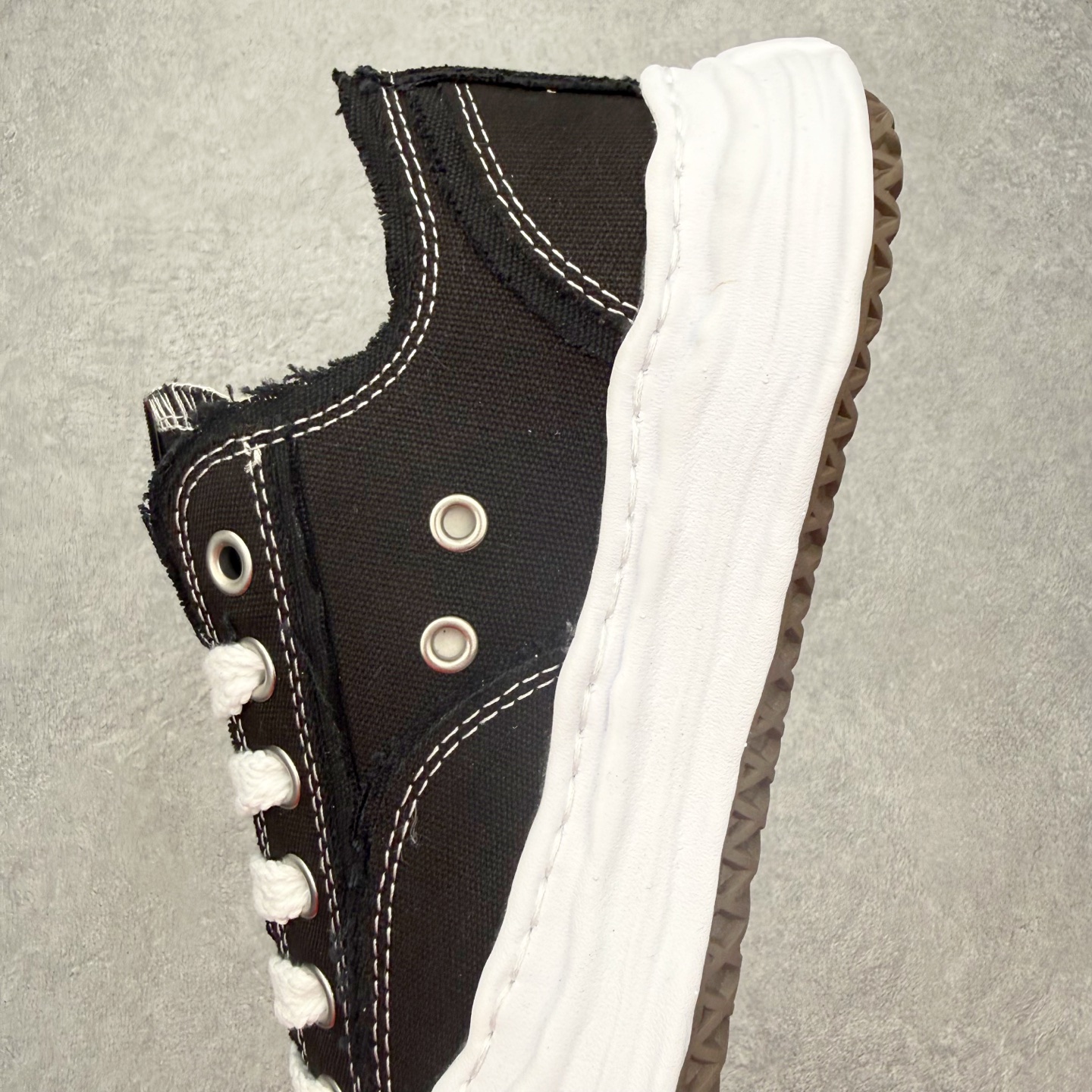 Maison Mihara Yasuhiro MMY "Hank" OG Sole Canvas Low-top Sneaker