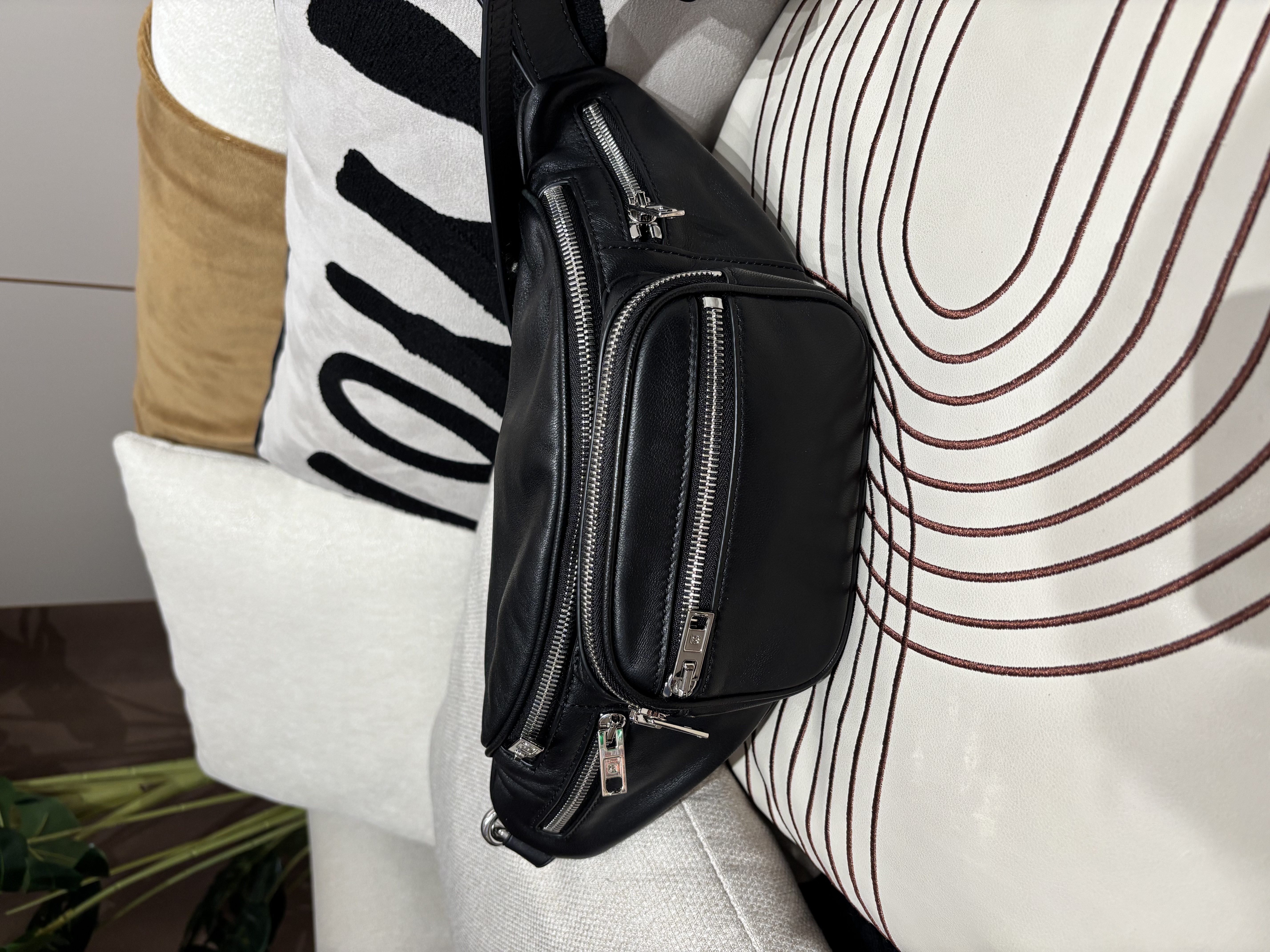Alexander wang Belt Bag Black Calfskin 100%Authentic, 95%New ✅Dust bag