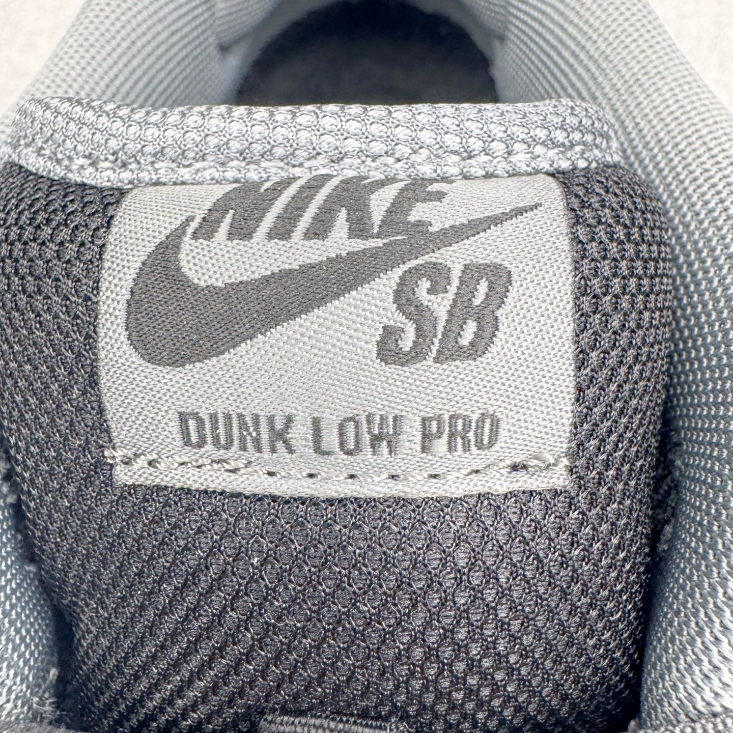 Nike SB Dunk Low Dark Smoke Grey HF3063-001