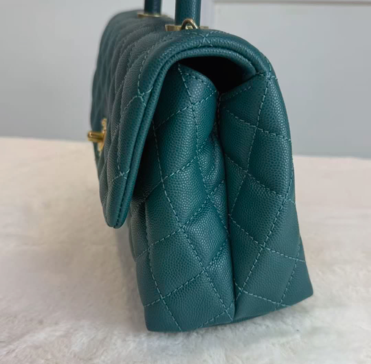 CHANEL香奈兒 Coco Handle 小號 翡翠綠金扣 荔枝紋牛皮 手柄壓花 可拆卸肩帶  經典菱格口蓋包 時尚單肩手提包 女款 現貨