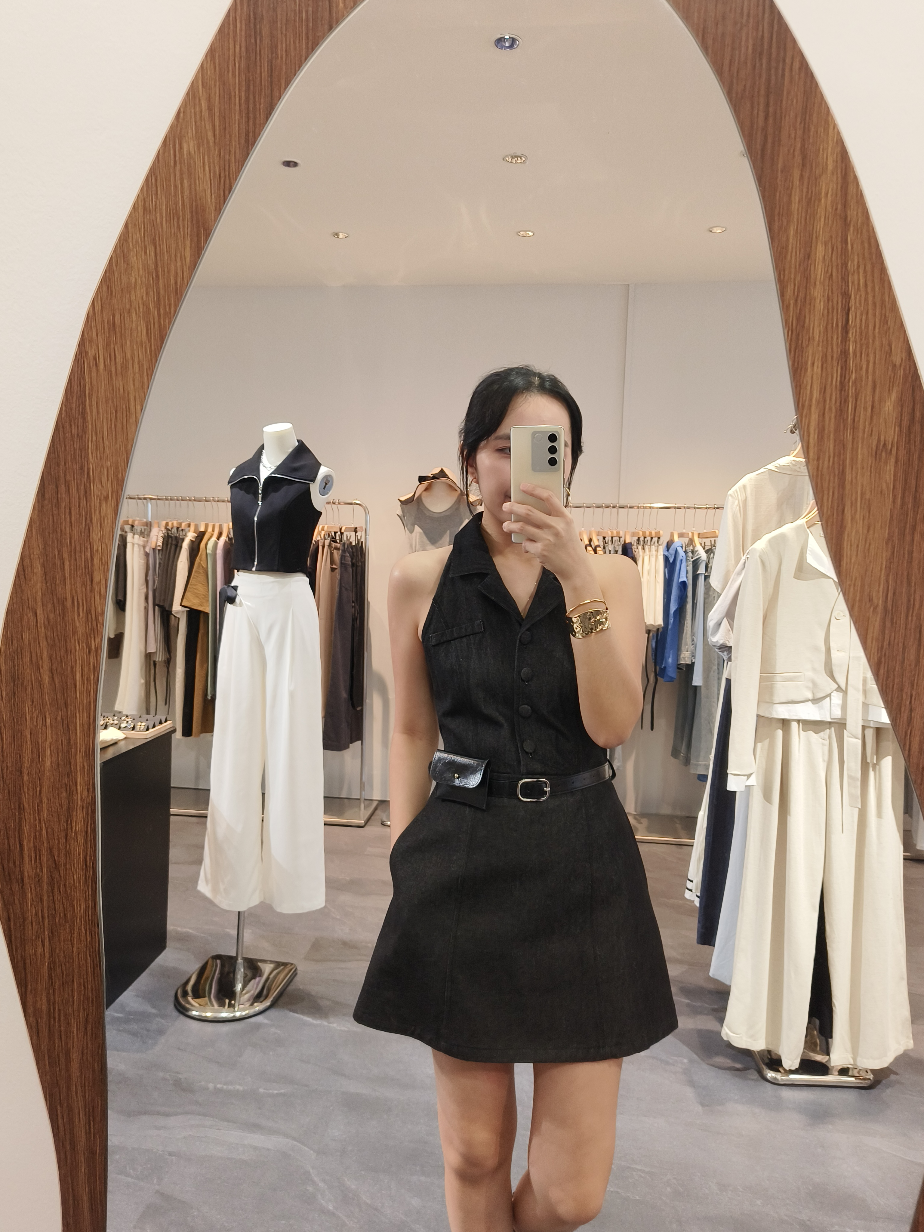 牛仔坎肩连身裙 Denim Halter Neck Dress