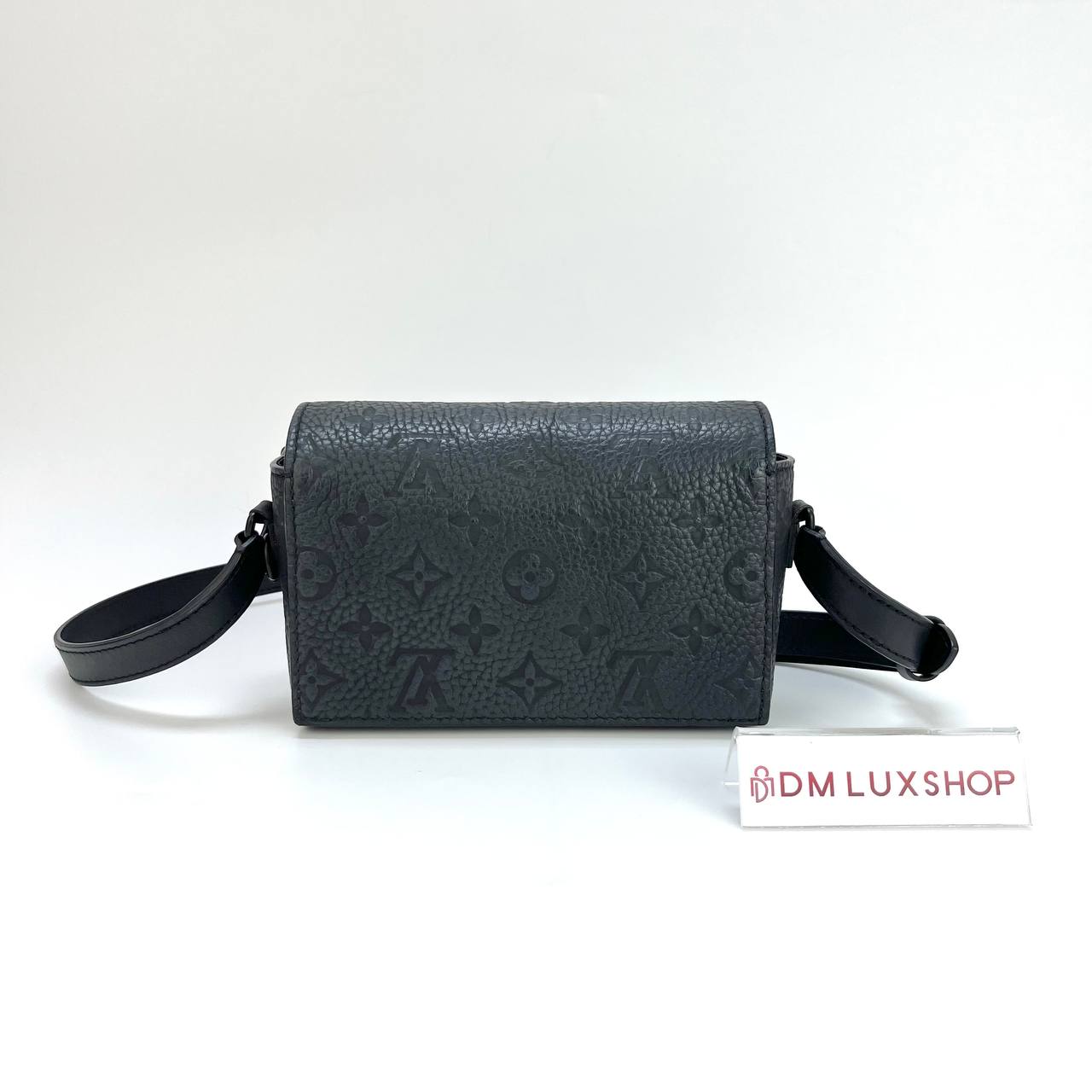 LV Black Taurillon Steamer Wearable Wallet