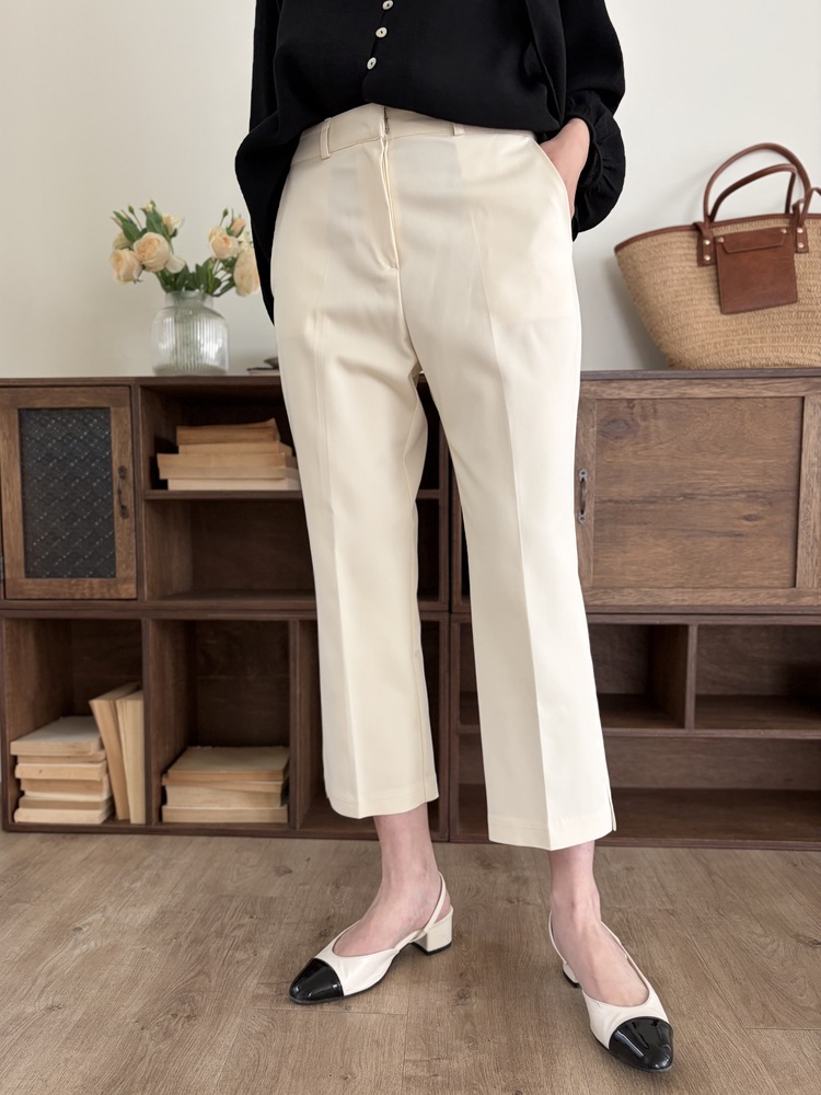 Minimal Tapered Ankle Pants (Ivory)