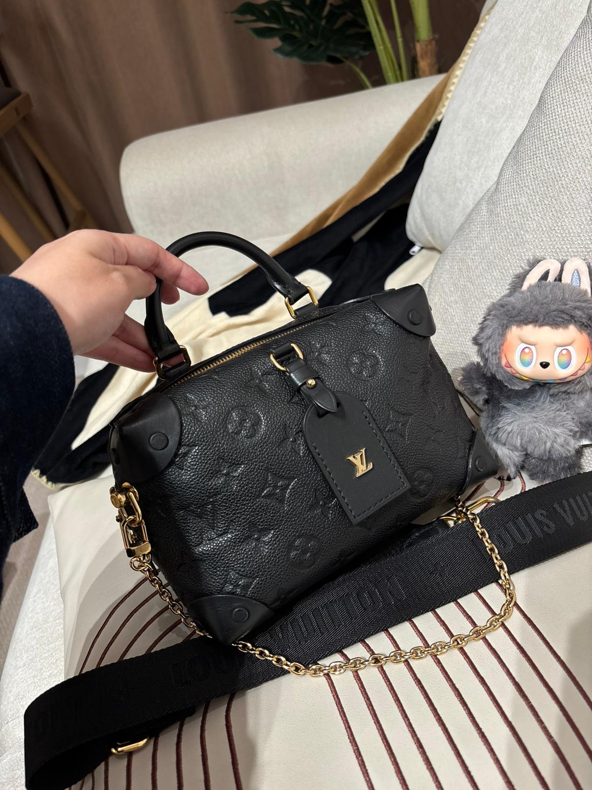Lv Petite Malle Souple 2 way bag 黑色小牛皮M45393 Monogram Empreinte  100%Authentic,90%new ✅NFC✅肩帶✅Dust bag 