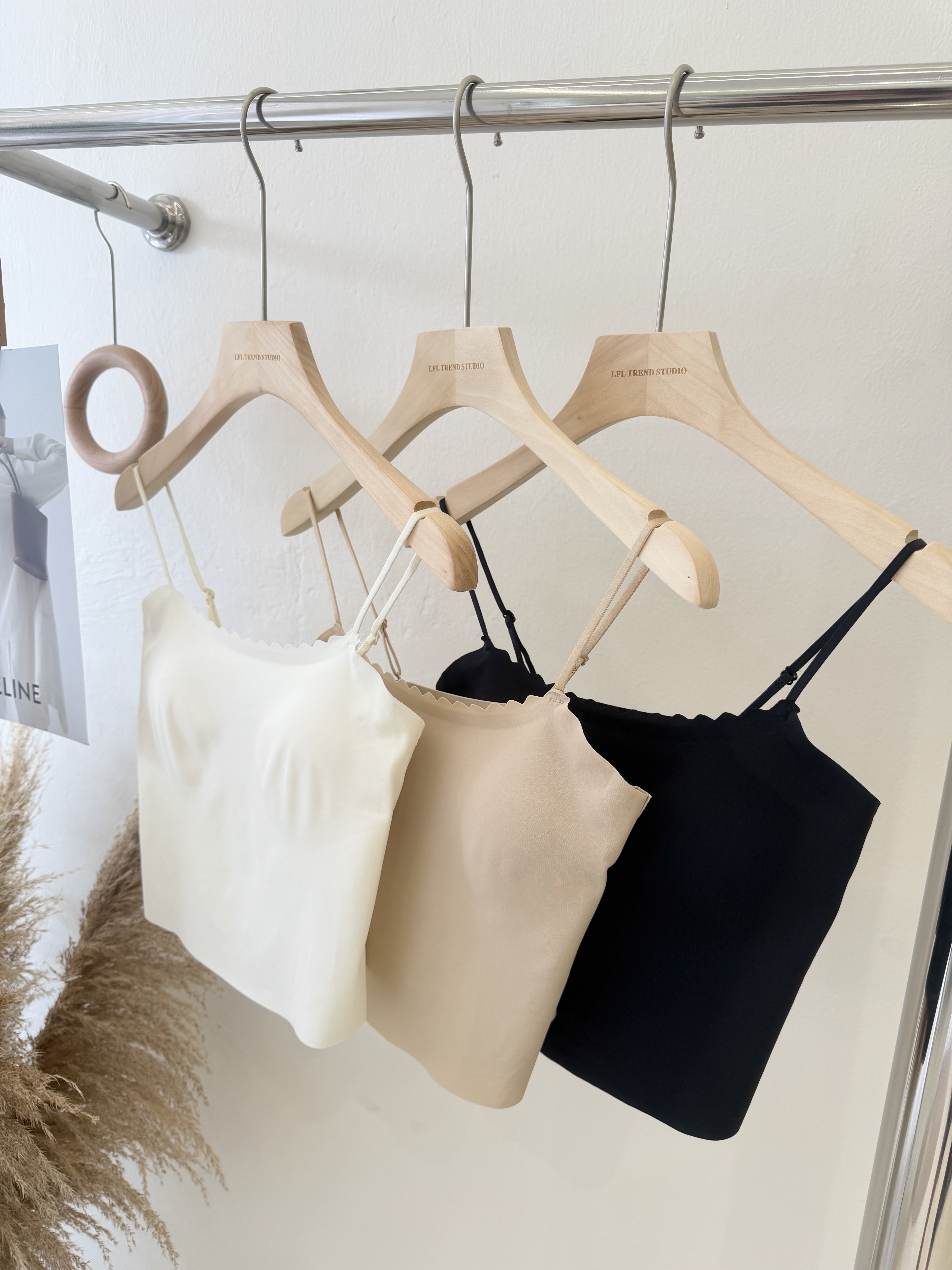 6357 爆款冰皮凉感无痕吊带