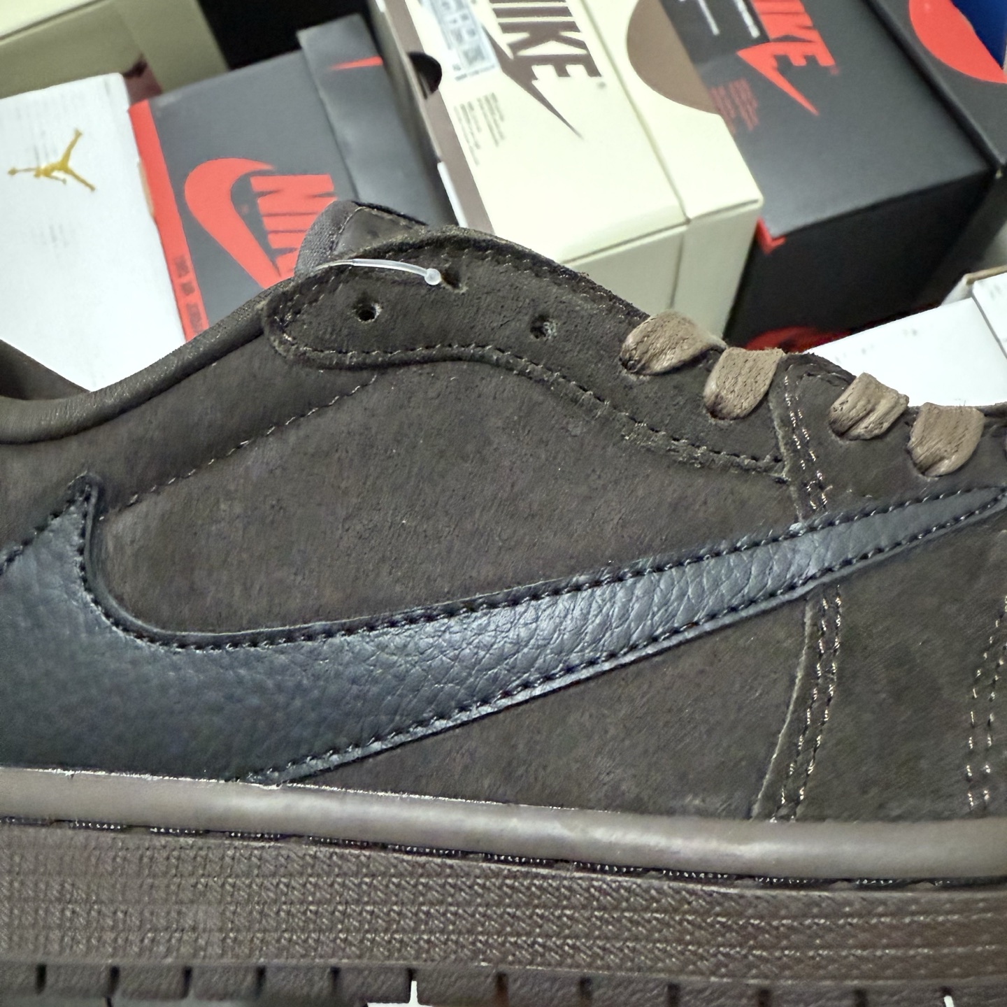 Nike Air Jordan 1 Retro Low OG SP Travis Scott "Velvet Brown" DM7866-202