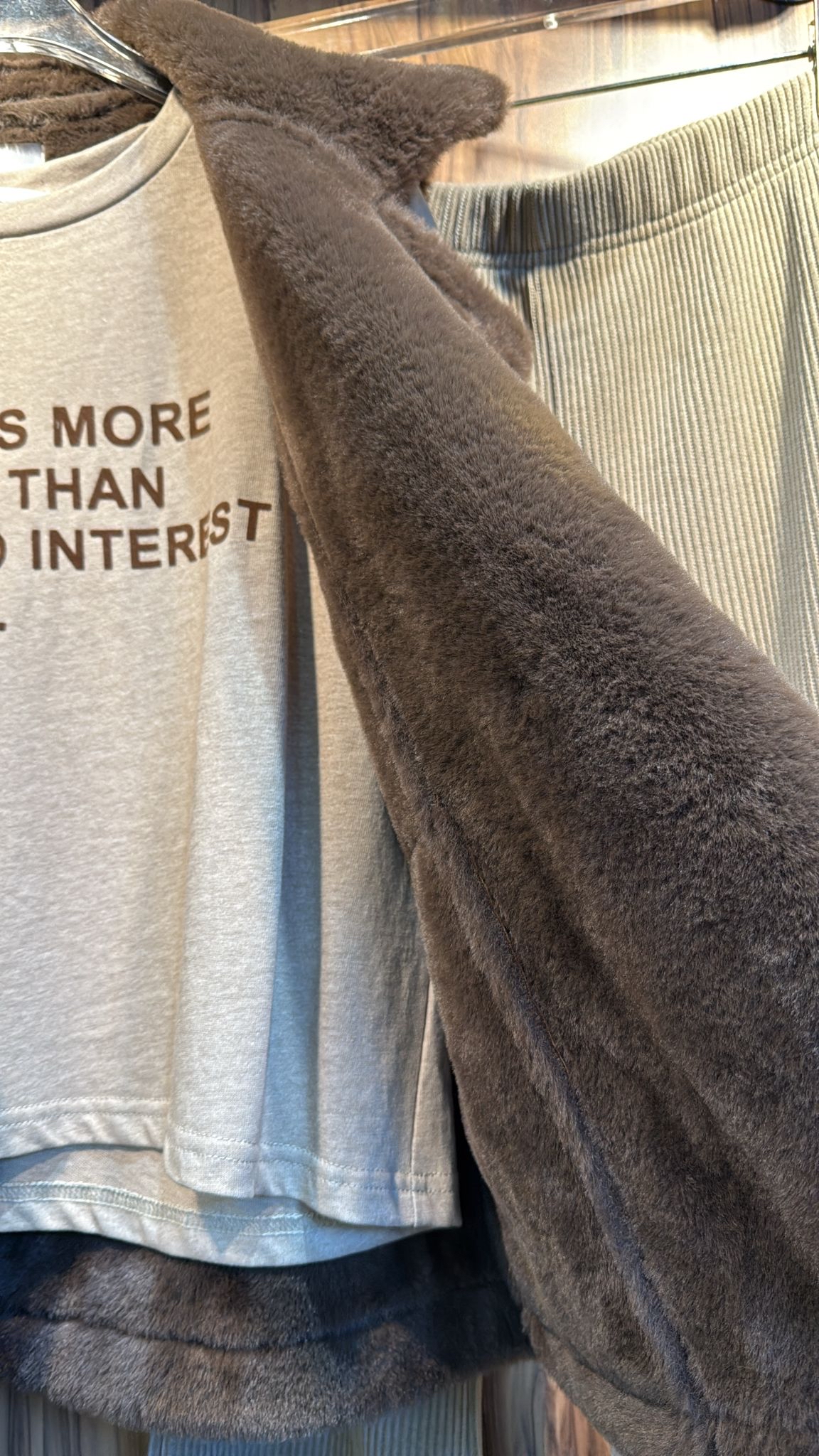 猄布內毛毛背心外套 