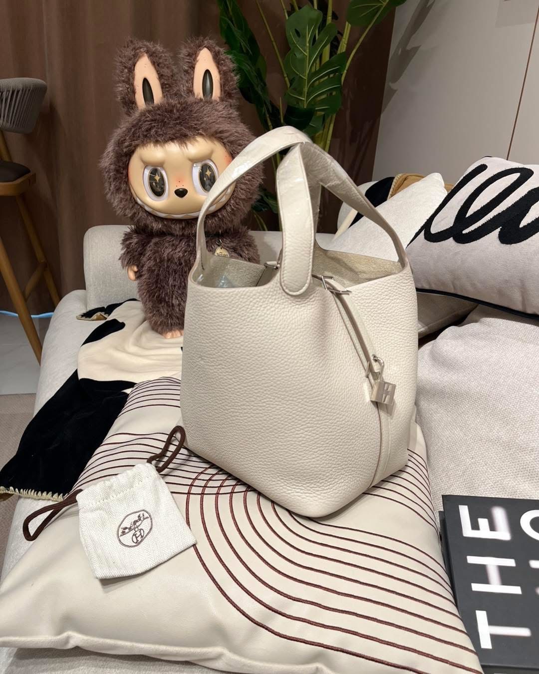 Hermes picotin 22,8L Beton Stamp U 100%Authentic, 99%New ✅Key Lock ✅Dust bag✅Box