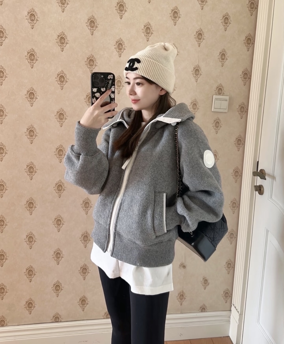 限時優惠💖冬天斷貨款✨ 訂貨🍒Canada Goose 羊抓毛外套 Size XS only   Color : Greige