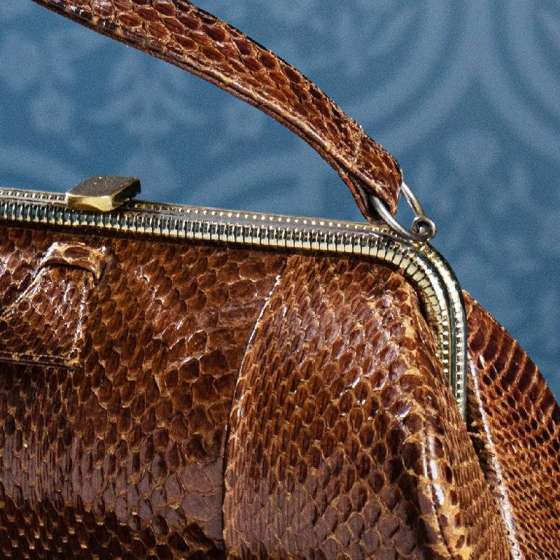 C.a. 1940-50s Montreal Coronet Brown Snakeskin Leather HandBag (MT659)