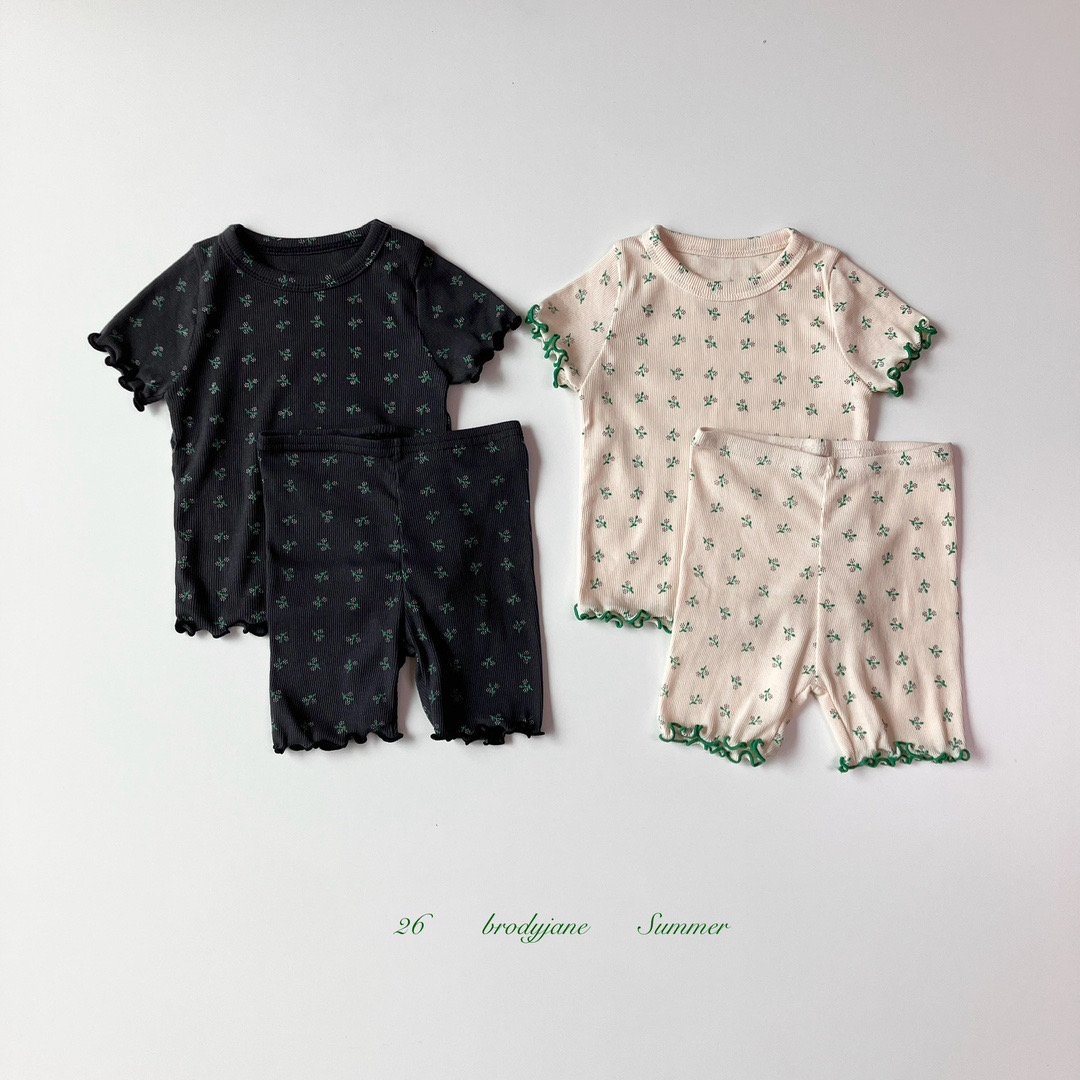 Gypsophila 2 Short-Sleeve