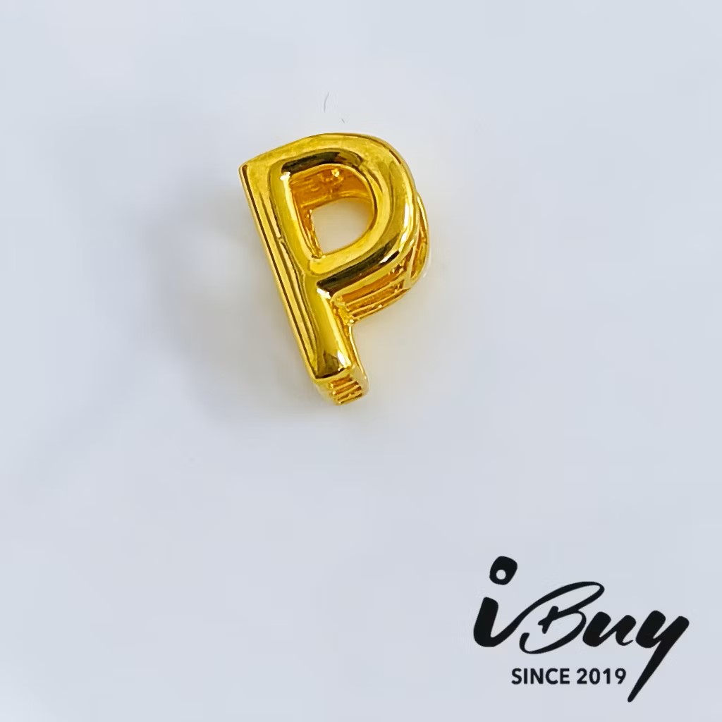 916 GOLD P ALPHABET CHARM BEAD 916 金 P 字母串咀
