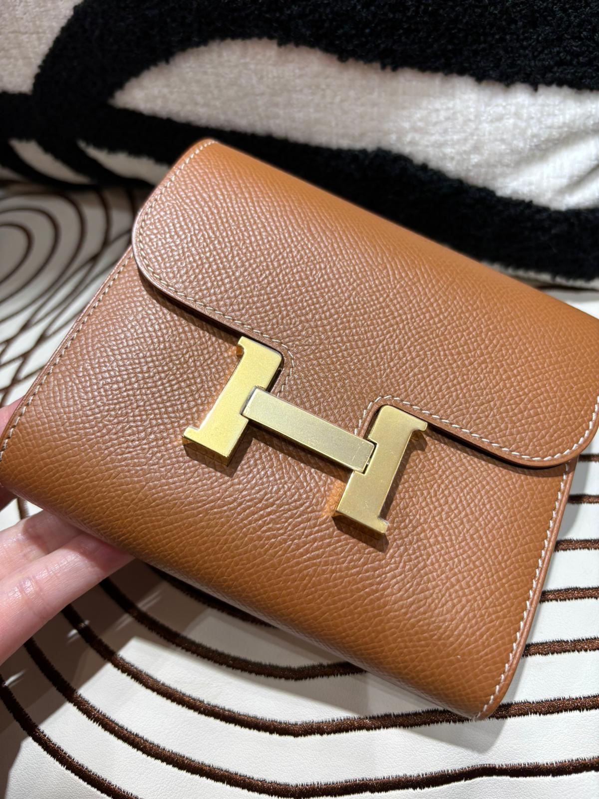 Hermes Constance wallet STAMP Y 金金Epsom 牛皮 100%Authentic ,98%new✅box 