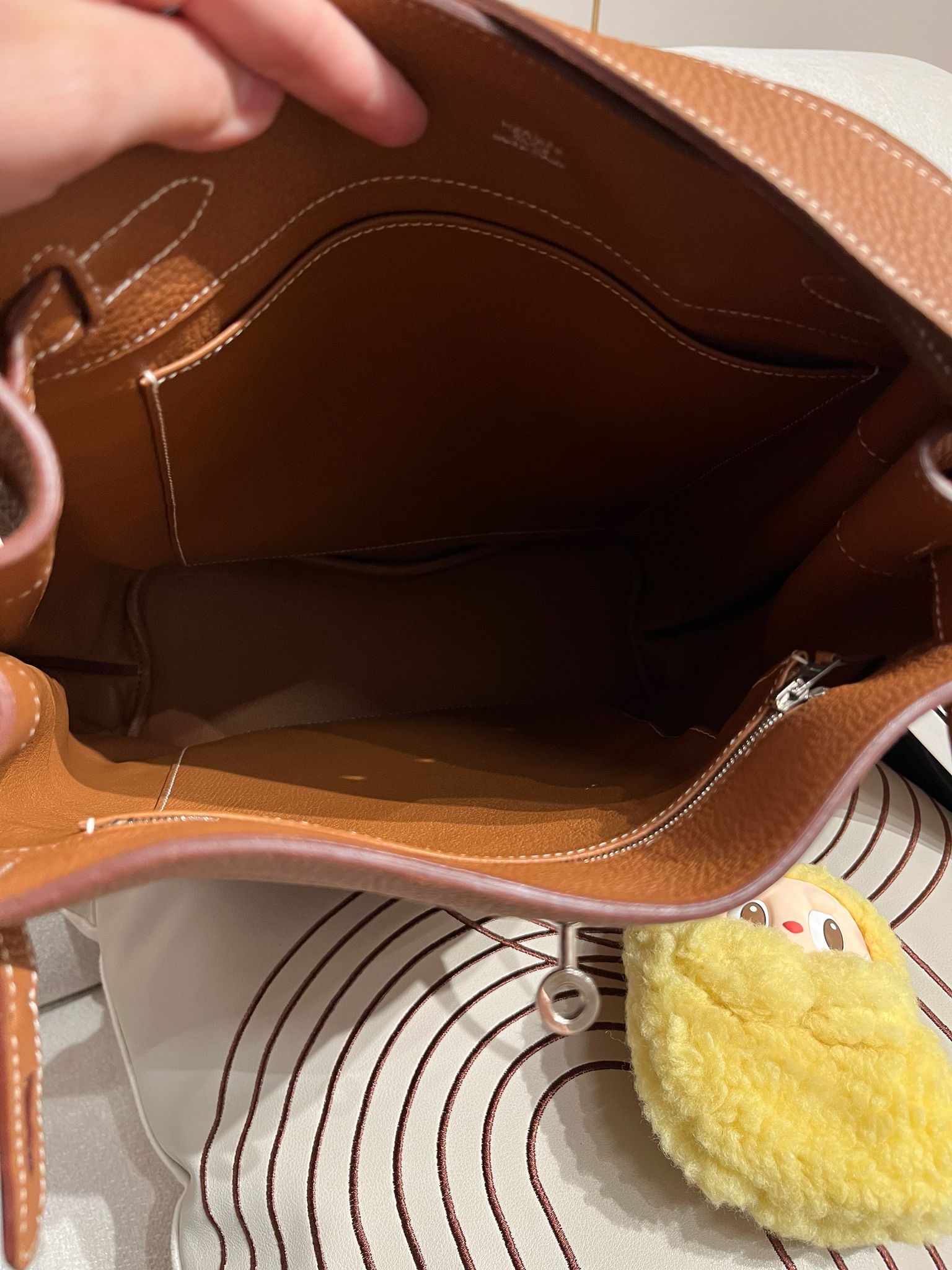 Hermes So Kelly Stamp [Q] Gold 100%Authentic, 95%New ✅Dust bag✅Box