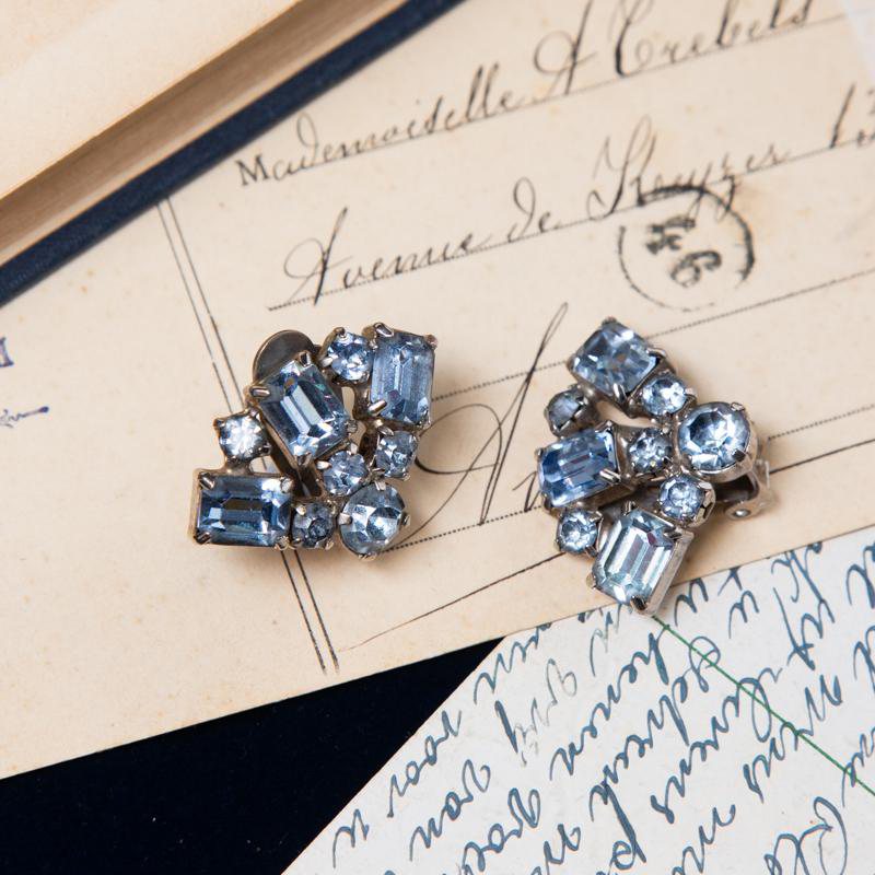C.a. 1950s La Rel Blue Emerald Cut Glass Fan Shaped Clip Earrings(NA0423)