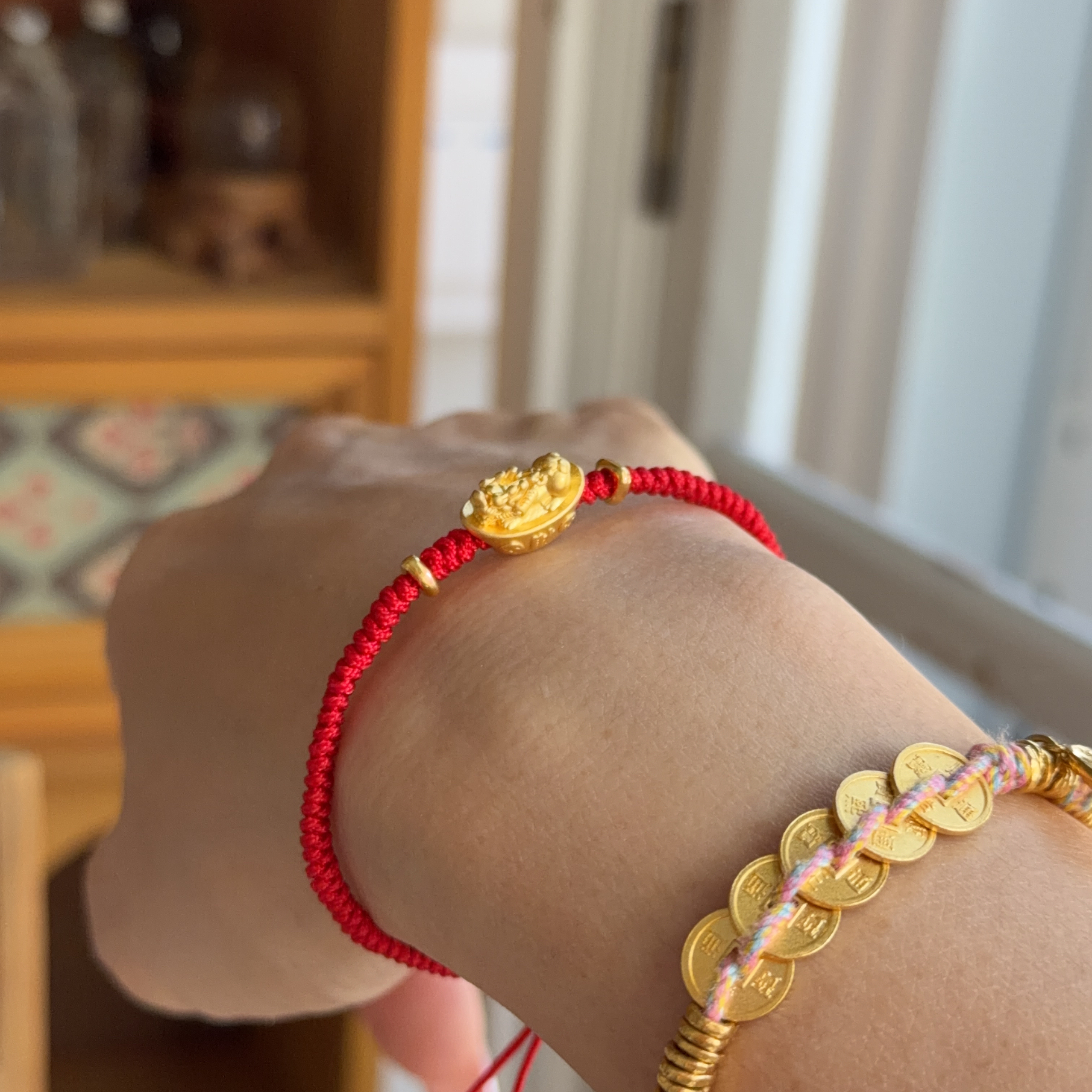 999硬金金元寶貔貅+碎碎金襯紅色手繩