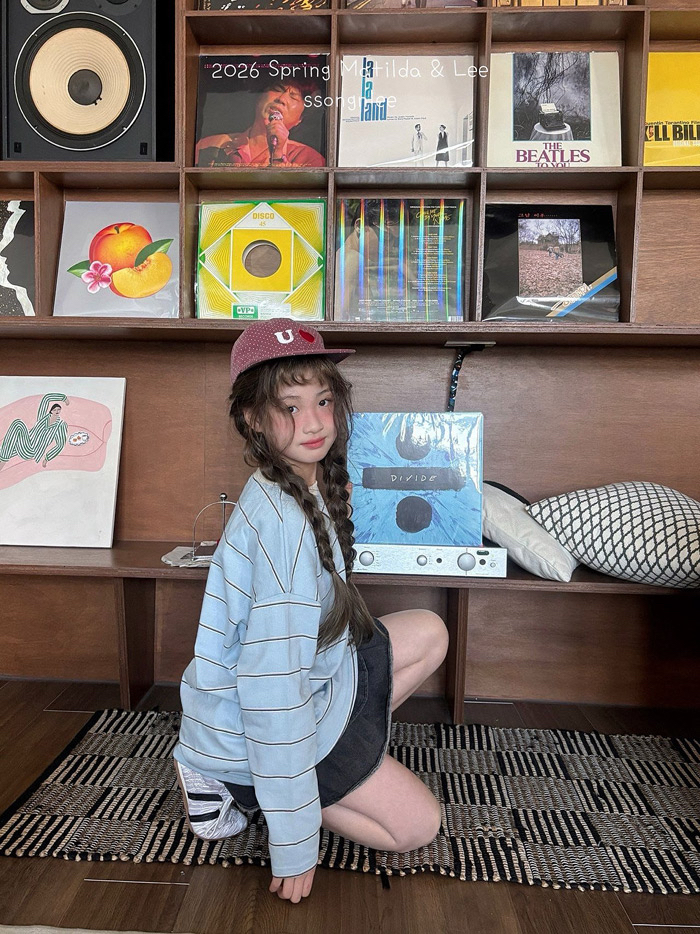 🇰🇷Matilda&Lee tee