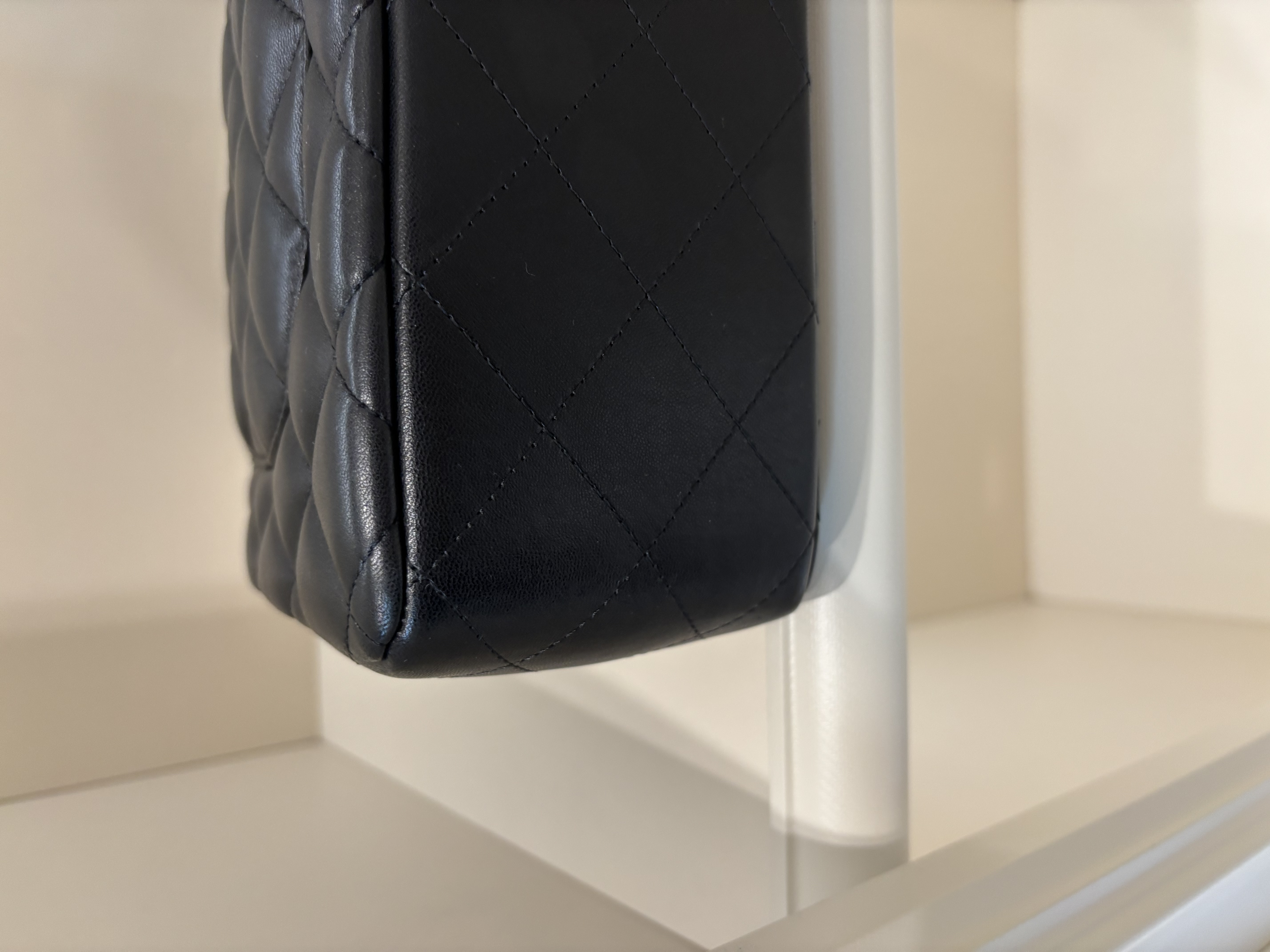 Chanel classic flap 30cm,jumbo A58600 黑色羊皮銀扣100%Authentic ,95%new ✅card ✅塵袋✅box 
