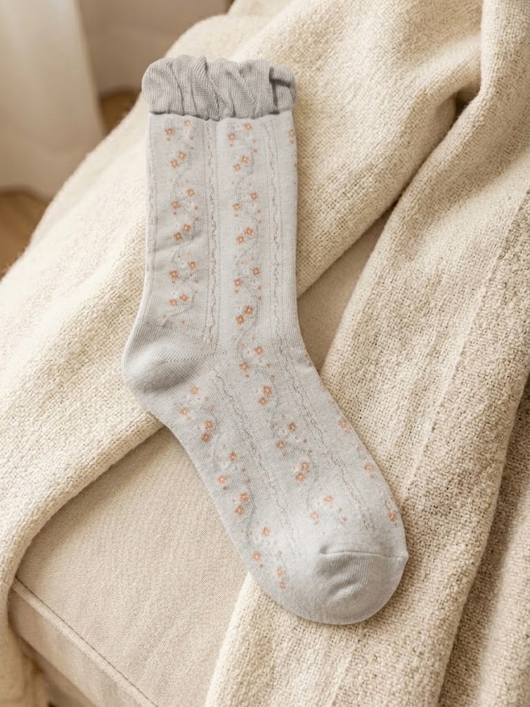Korean Flower Stem High Crew Socks