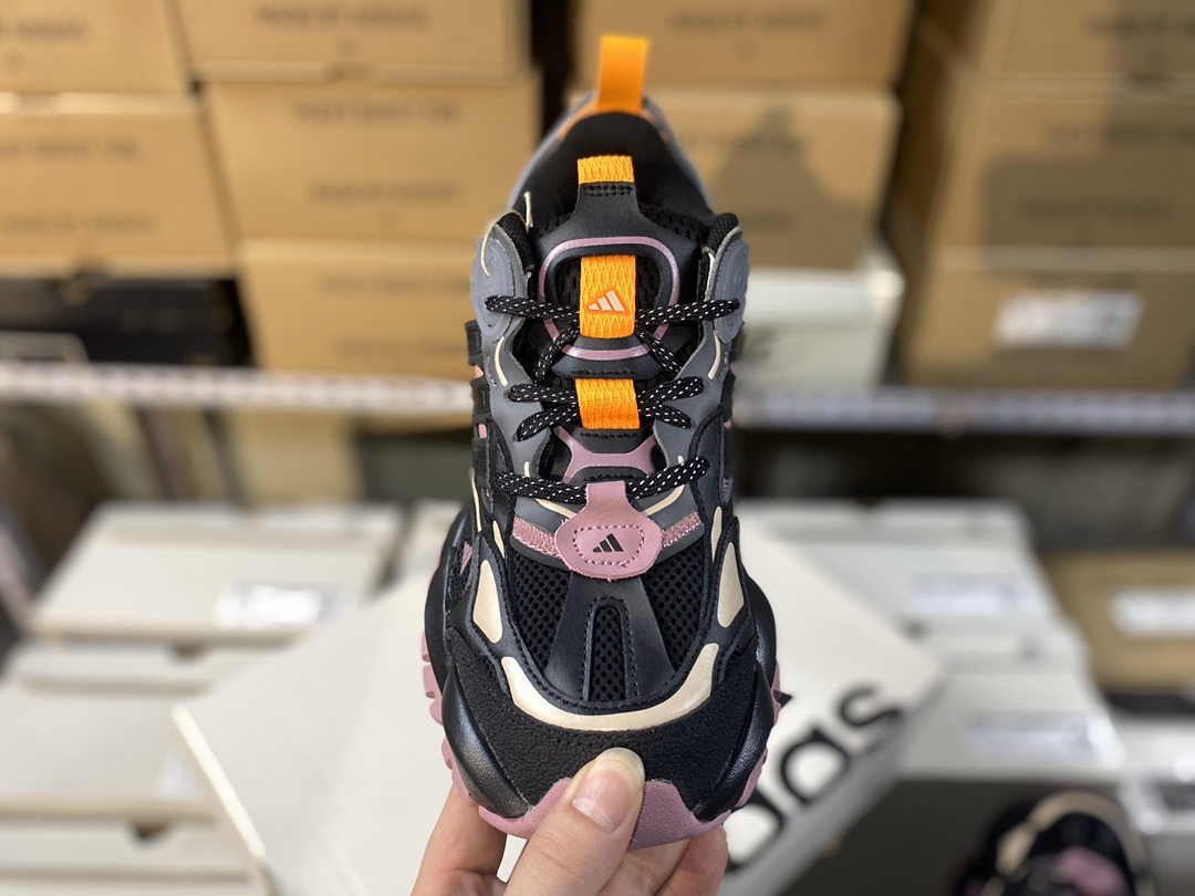 Adidas XLG Runner Deluxe JP5765